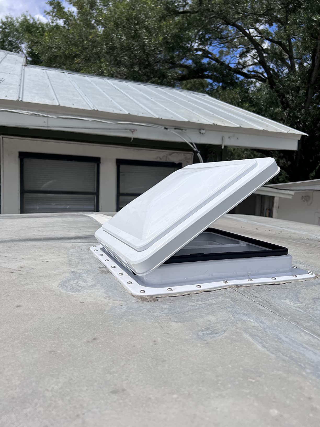 Livpow RV or Trailer Roof Vent - Manual 14