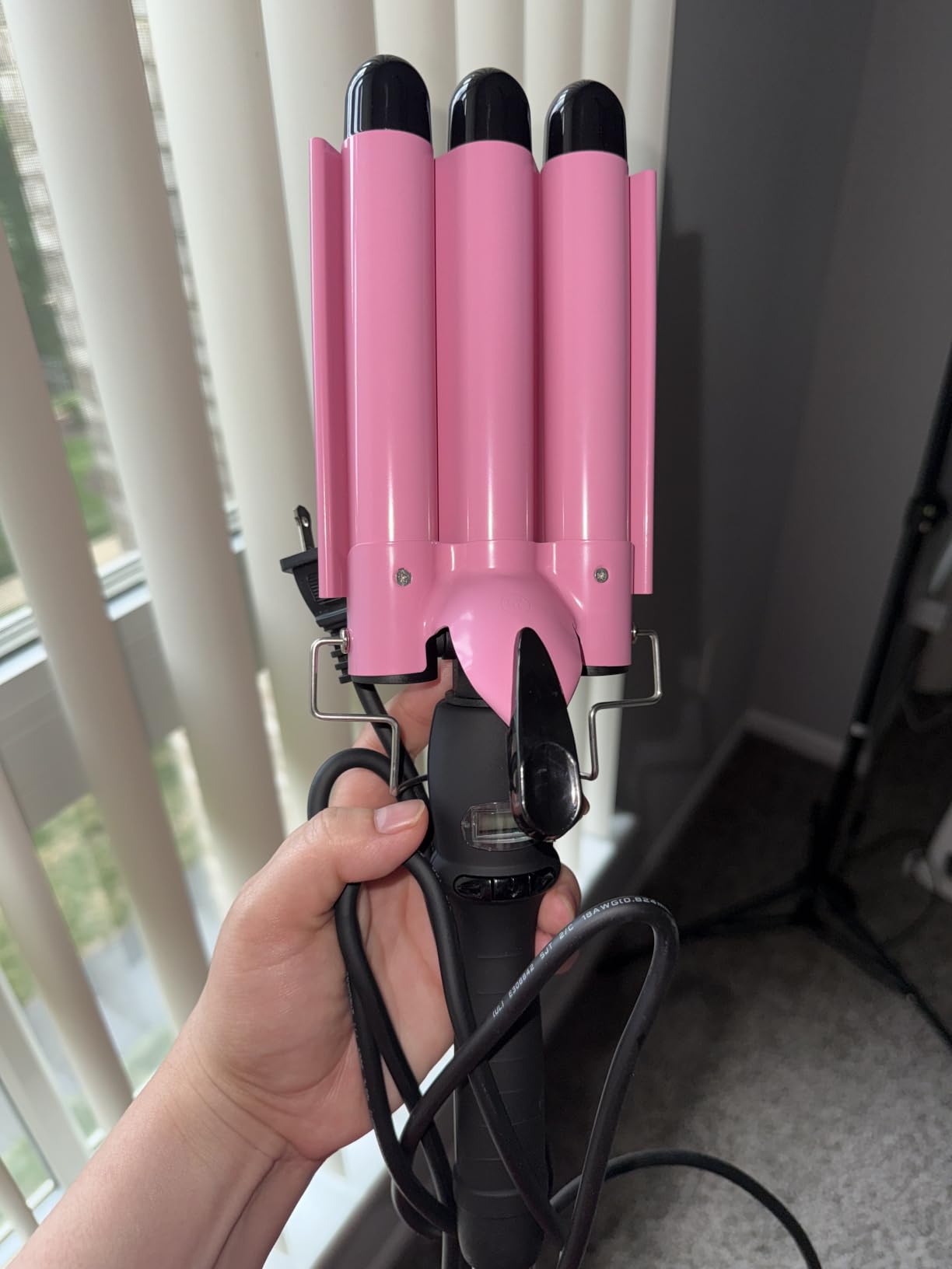 Alure Three Barrel Curling Iron Wand, 1 Inch Ceramic Tourmaline Hair Waver customer photo 2