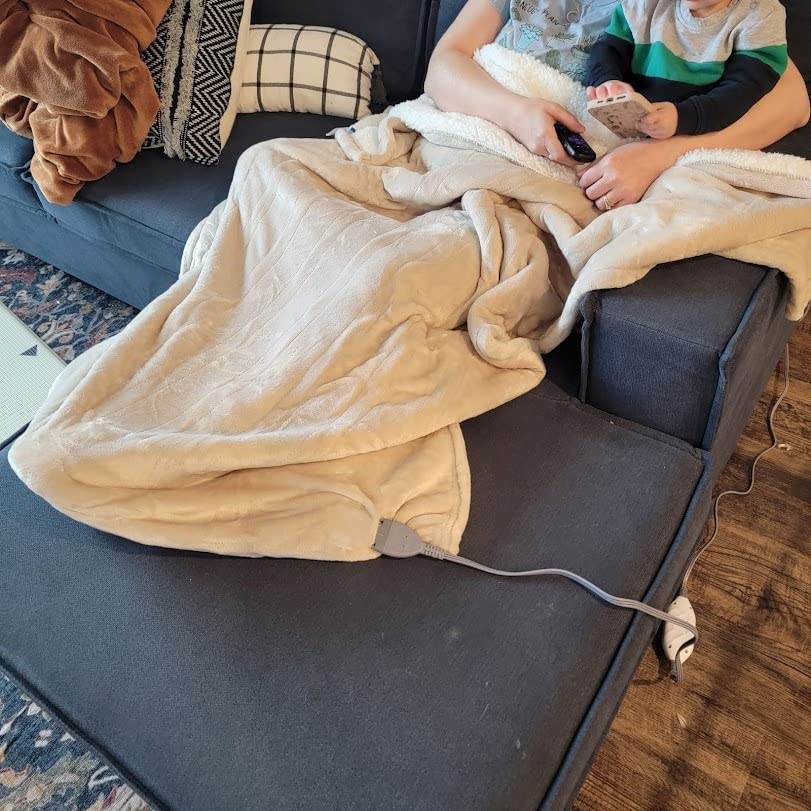 Westinghouse Electric Throw Blanket with Foot Pocket for Adults 50x62 Beige customer photo 2