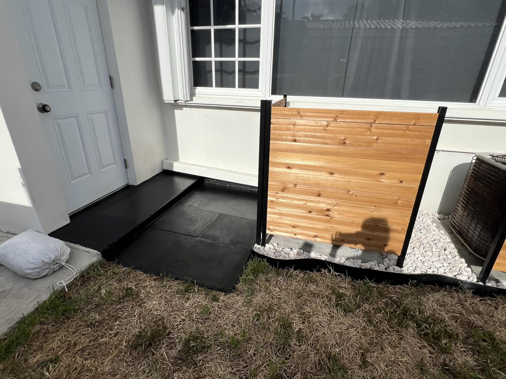 Enclo Charleston Privacy Screen, Cedar Wood, DIY No Dig Screen Kit customer photo 1