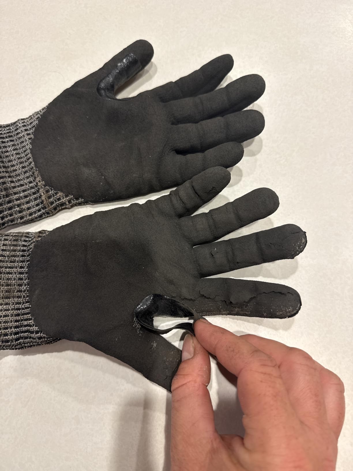 Schwer ProGuard High Level Cut Resistant Work Gloves for Extreme Protection, ANSI A9 Cut Gloves with Reinforced Thumb, Non Slip, Breathable, Durable, Touch-screen, Black 1 Pair（L 3326 customer photo 1