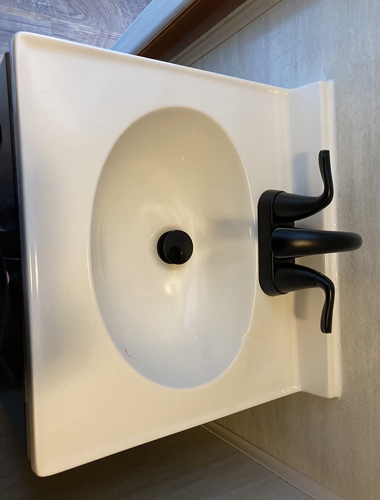 Fine Fixtures Cultured Marble Composite Bathroom Sink Top - Fits Standard 18” Vanity | Elegant and Durable Bathroom Sinks for Modern Homes - Upgrade Your Space - Perfect for Any Bathroom Design customer photo 2