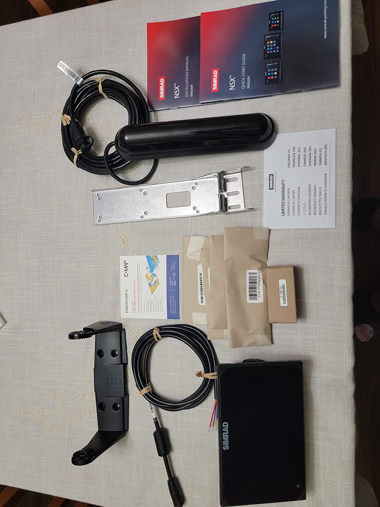 Simrad NSX Smart Chartplotter & Fish Finder with C-MAP Discover X Charts customer photo 1
