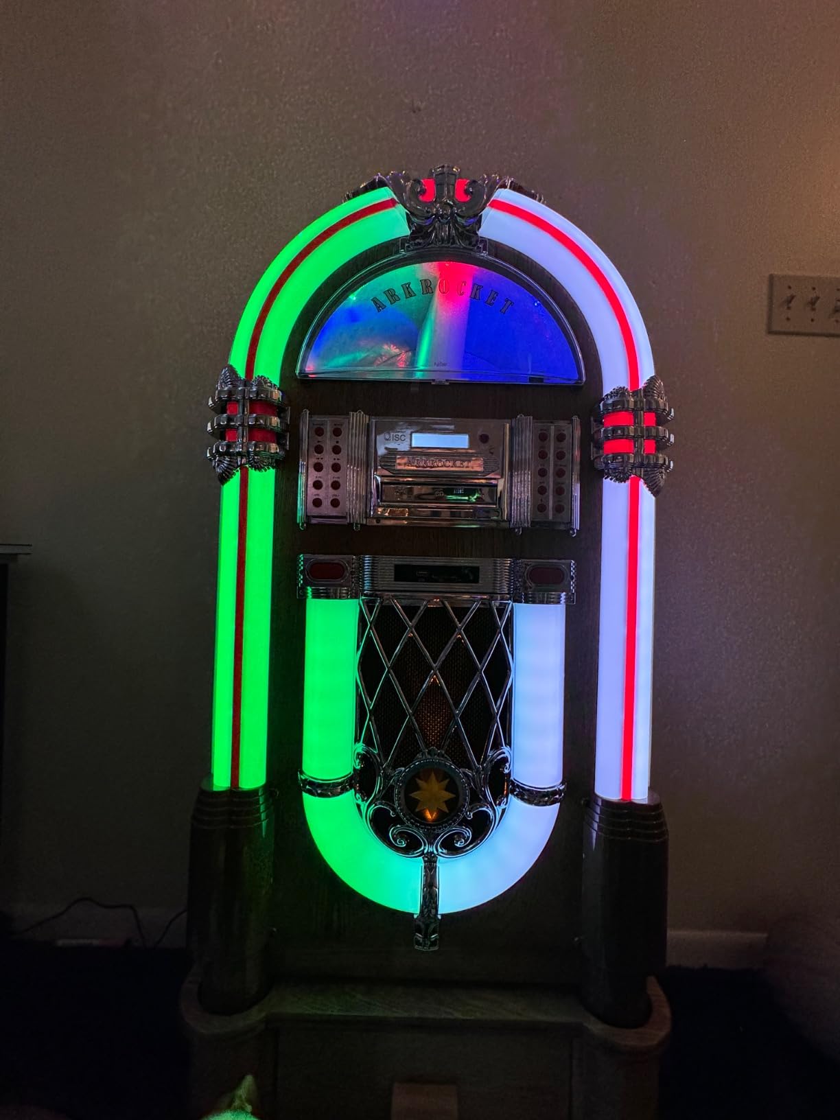 Taurus II Mid-Size Jukebox Vinyl Record Player Bluetooth CD (Stand, Oak) customer photo 2