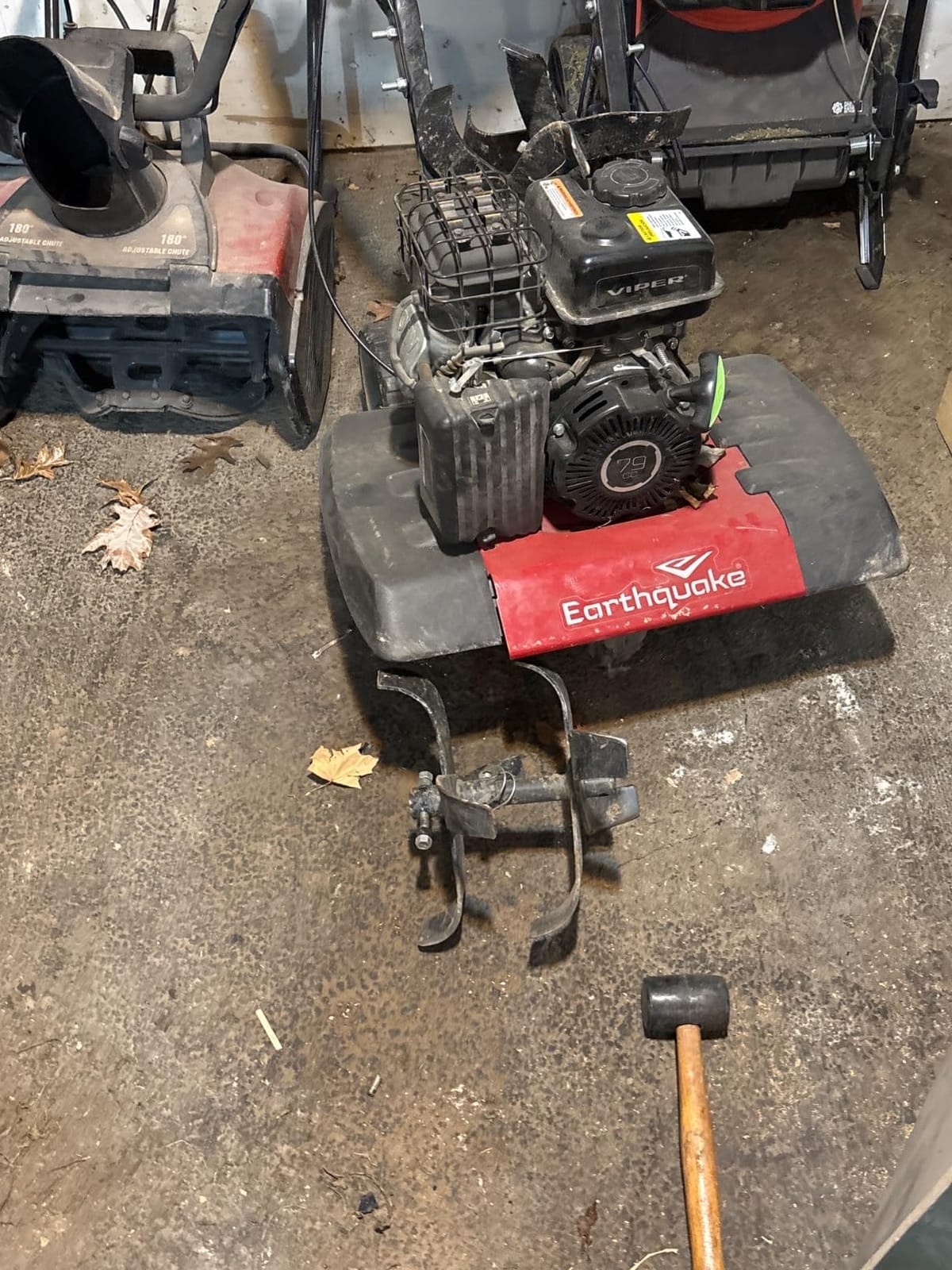Earthquake Versa 2-in-1 Tiller Cultivator with a 79cc 4-Cycle Viper Engine, Removable Side Shields, Toolless Tilling Width Adjustment, Integrated Transport Wheels, Model: 24734 customer photo 1