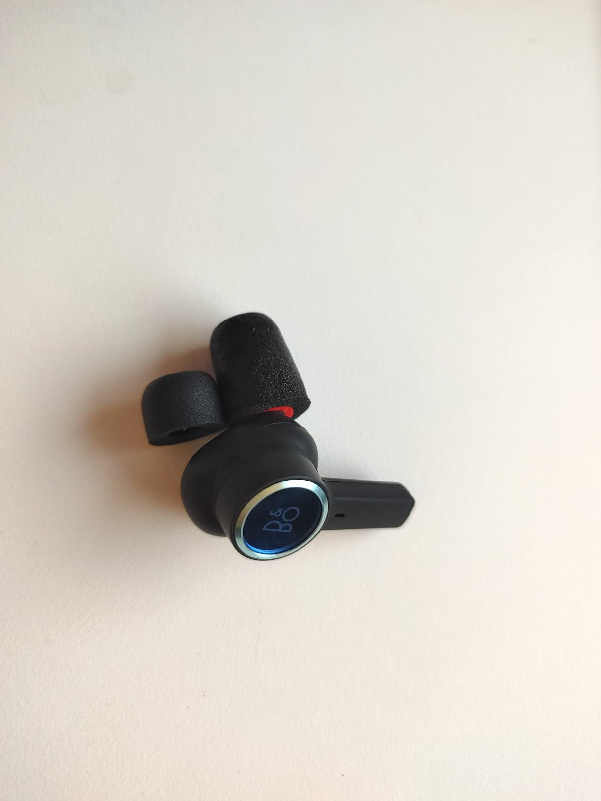Bang & Olufsen Beoplay EX - Wireless Bluetooth Earphones with Microphone and Active Noise Cancelling, Waterproof, 20 Hours of Playtime customer photo 2