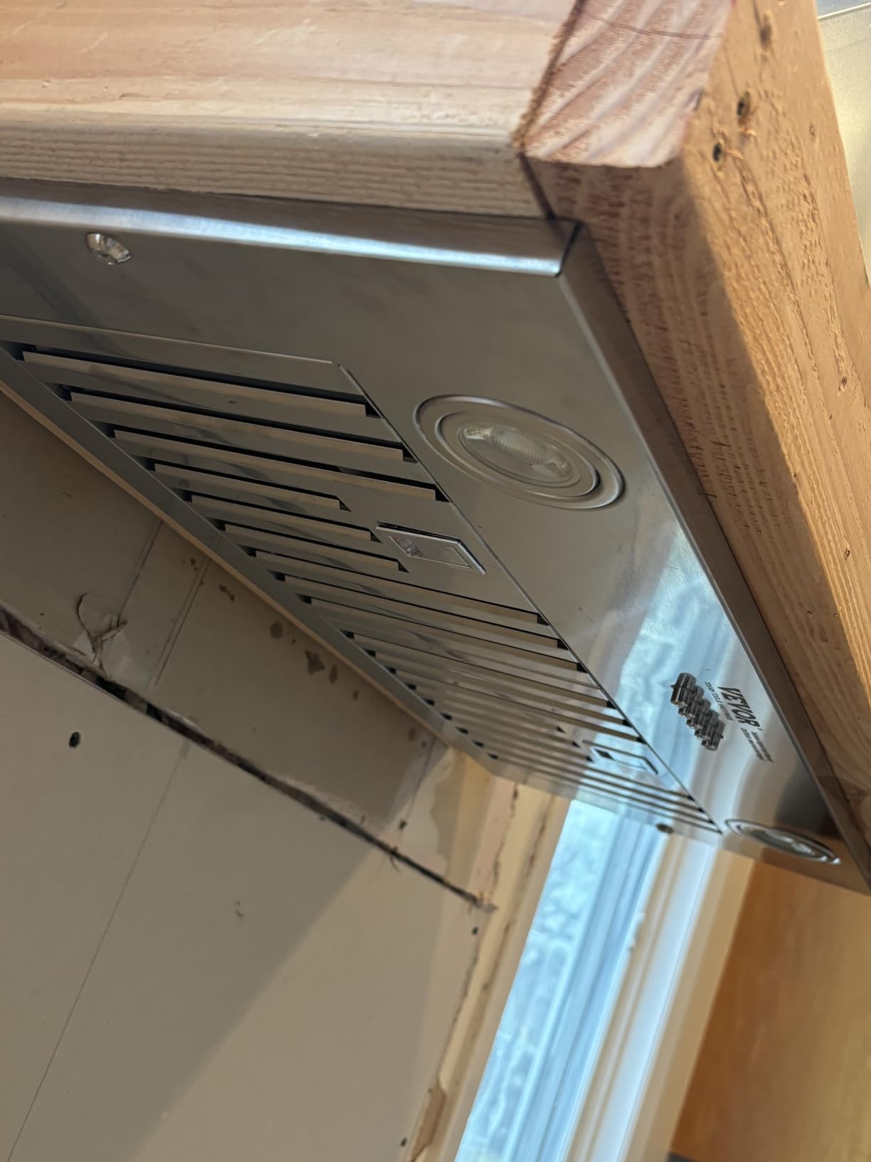 VEVOR Insert Range Hood, 800CFM 3-Speed, 30 Inch Stainless Steel Built-in Kitchen Vent with Push Button Control LED Lights Baffle Filters, Ducted/Ductless Convertible, ETL Listed customer photo 2
