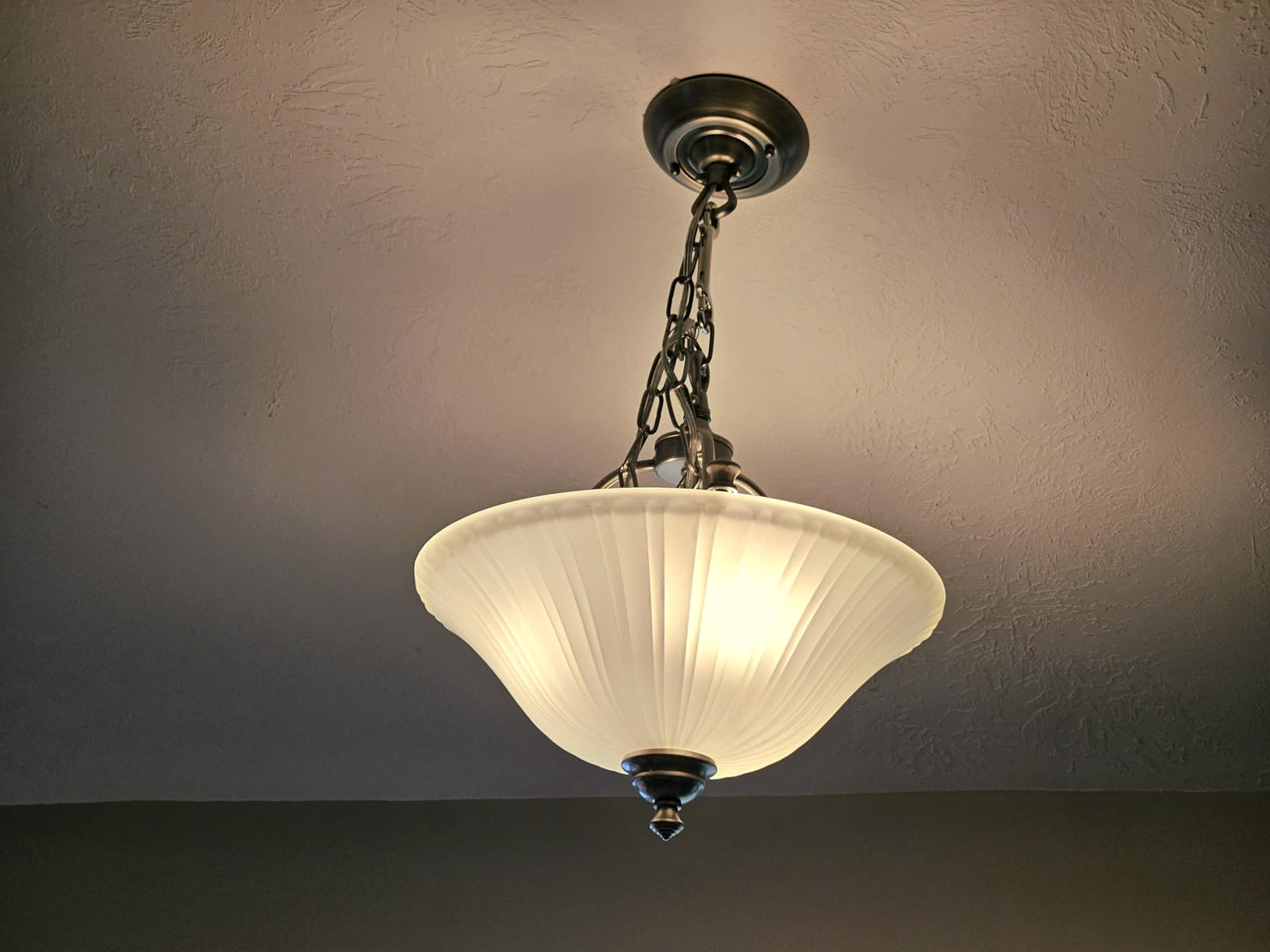 Lepro A19 E26 Dimmable LED Light Bulbs 14W 1500 Lumen Soft White 6 Pack customer photo 2