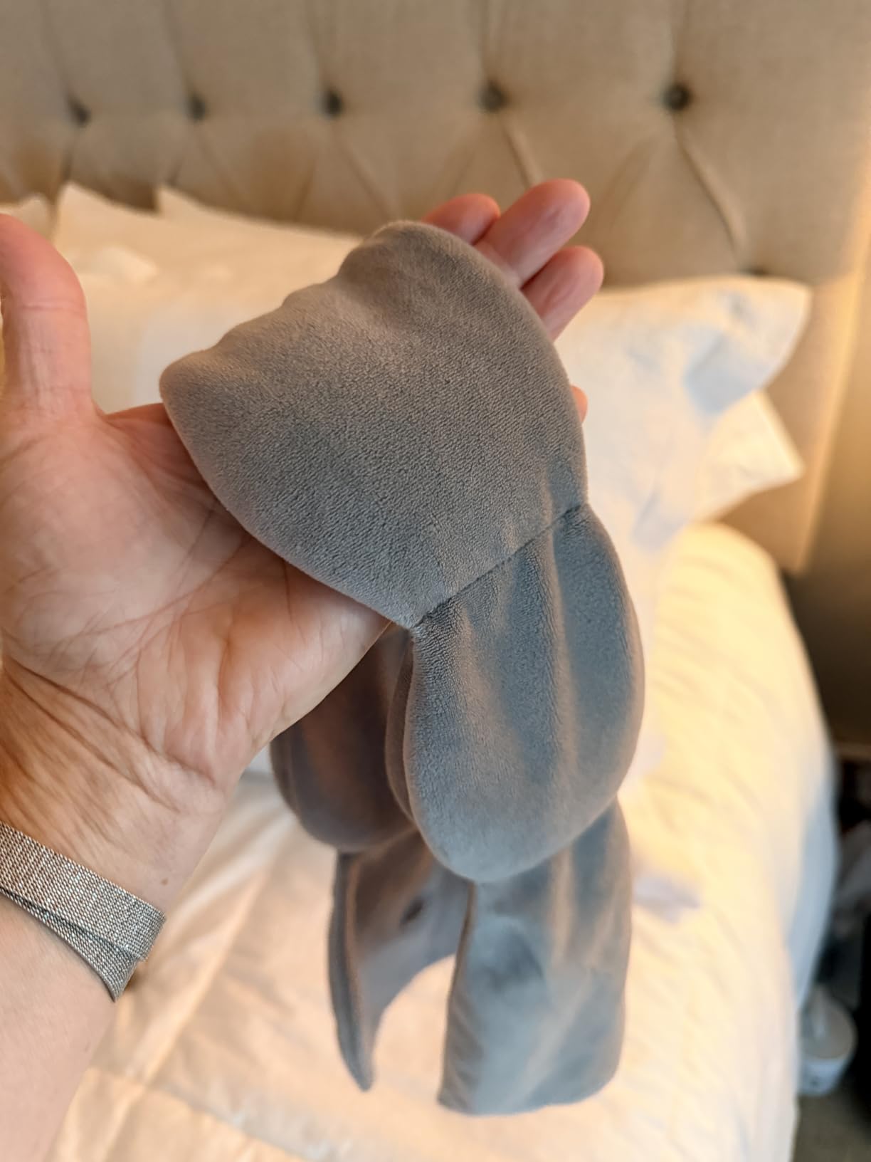 nodpod Patented Gentle Pressure Sleep Mask, Weighted Eye Mask customer photo 2