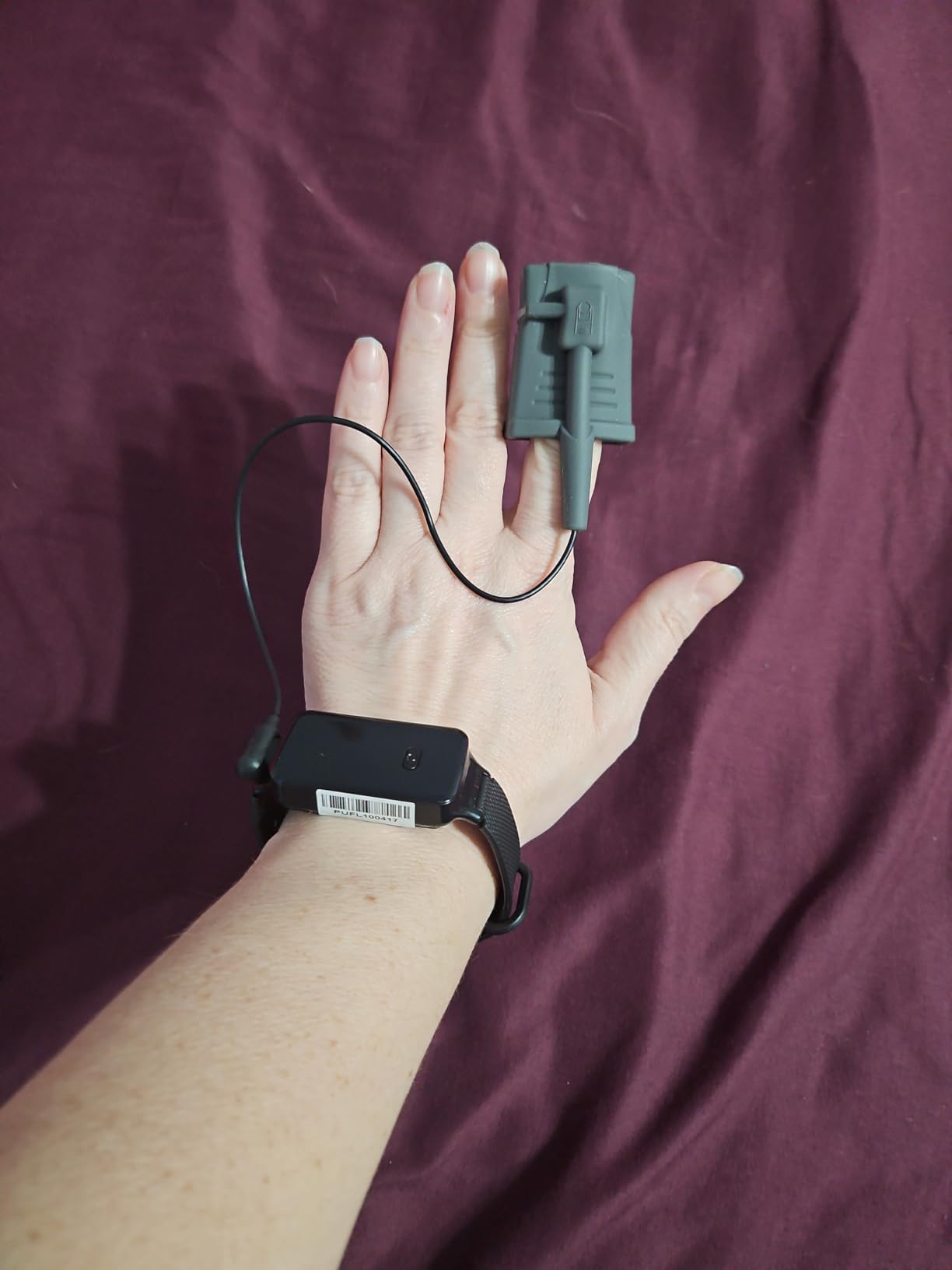 EMAY SleepO2 Wrist Pulse Oximeter with Recording Capability | Sleep Pulse Oximeter for Continuous O2 Recording | Not for Medical Use customer photo 2