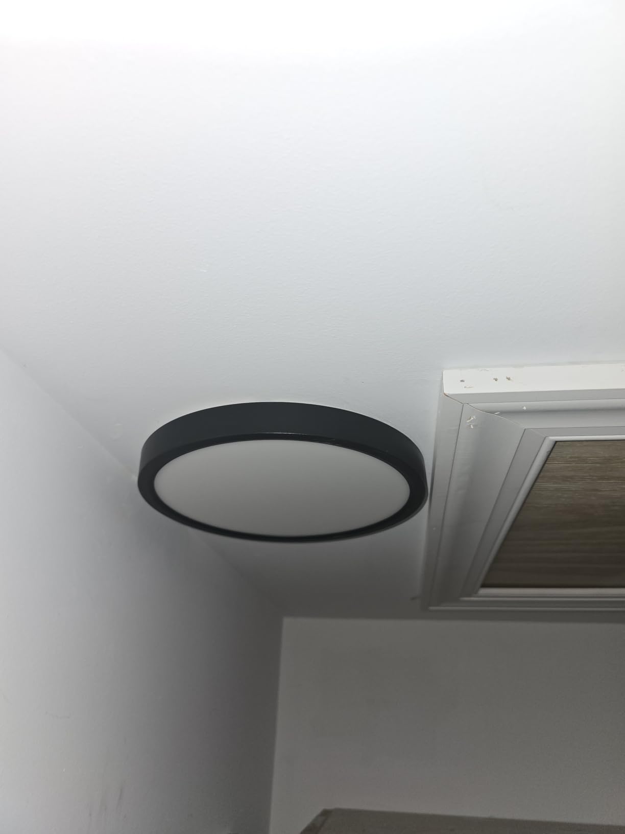 LED Flush Mount Ceiling Light Fixture, 9inch Modern Black Light, 18W 5000K, Low Profile Slim Flat Surface Lights for Bedroom Kitchen Hallway Laundry Stairwell Basement Closet customer photo 2
