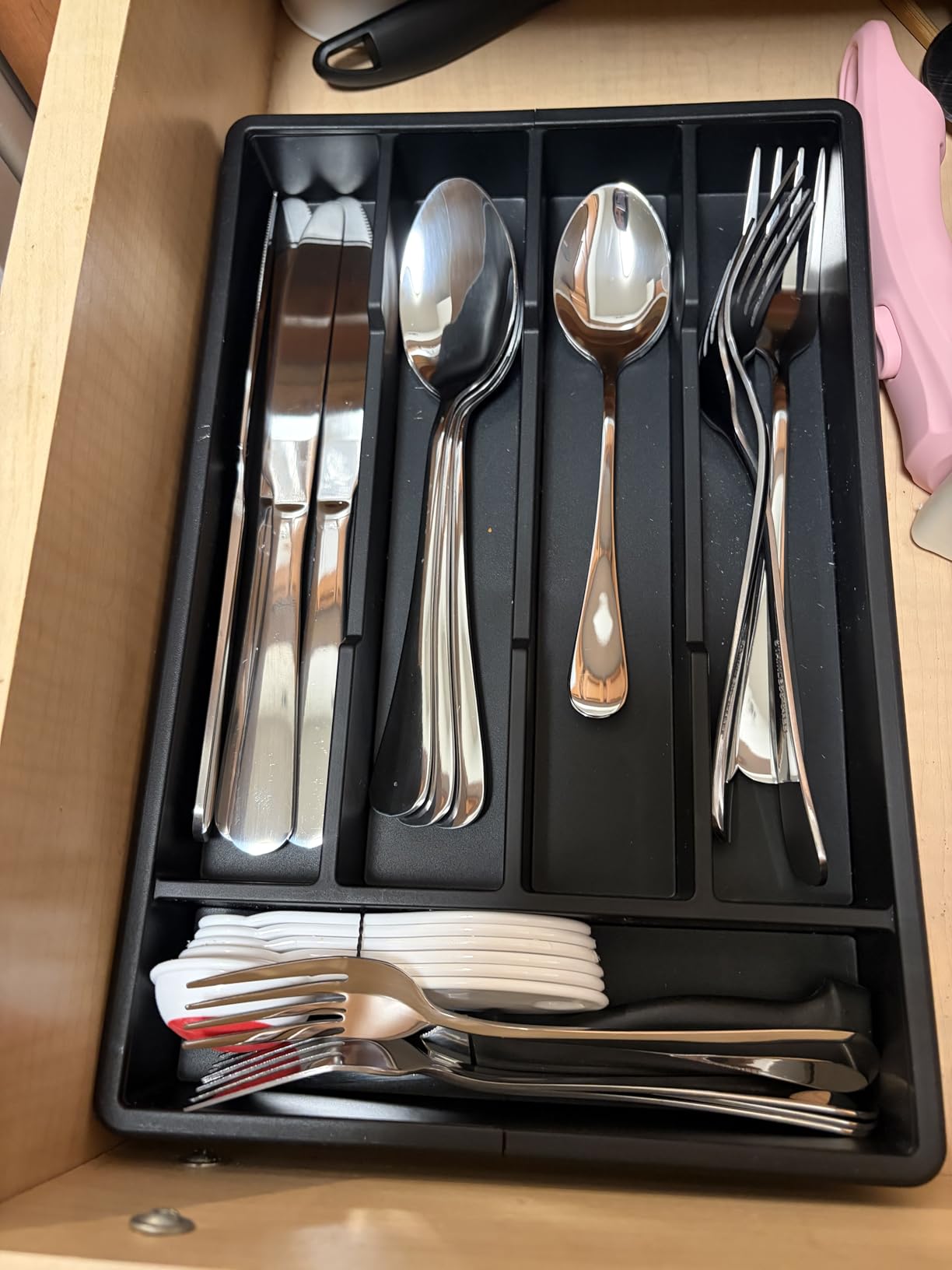 40 Piece Silverware Set Service for 8,Premium Stainless Steel Flatware Set,Mirror Polished Cutlery Utensil Set,Durable Home Kitchen Eating Tableware Set,Include Fork Knife Spoon Set,Dishwasher Safe customer photo 1