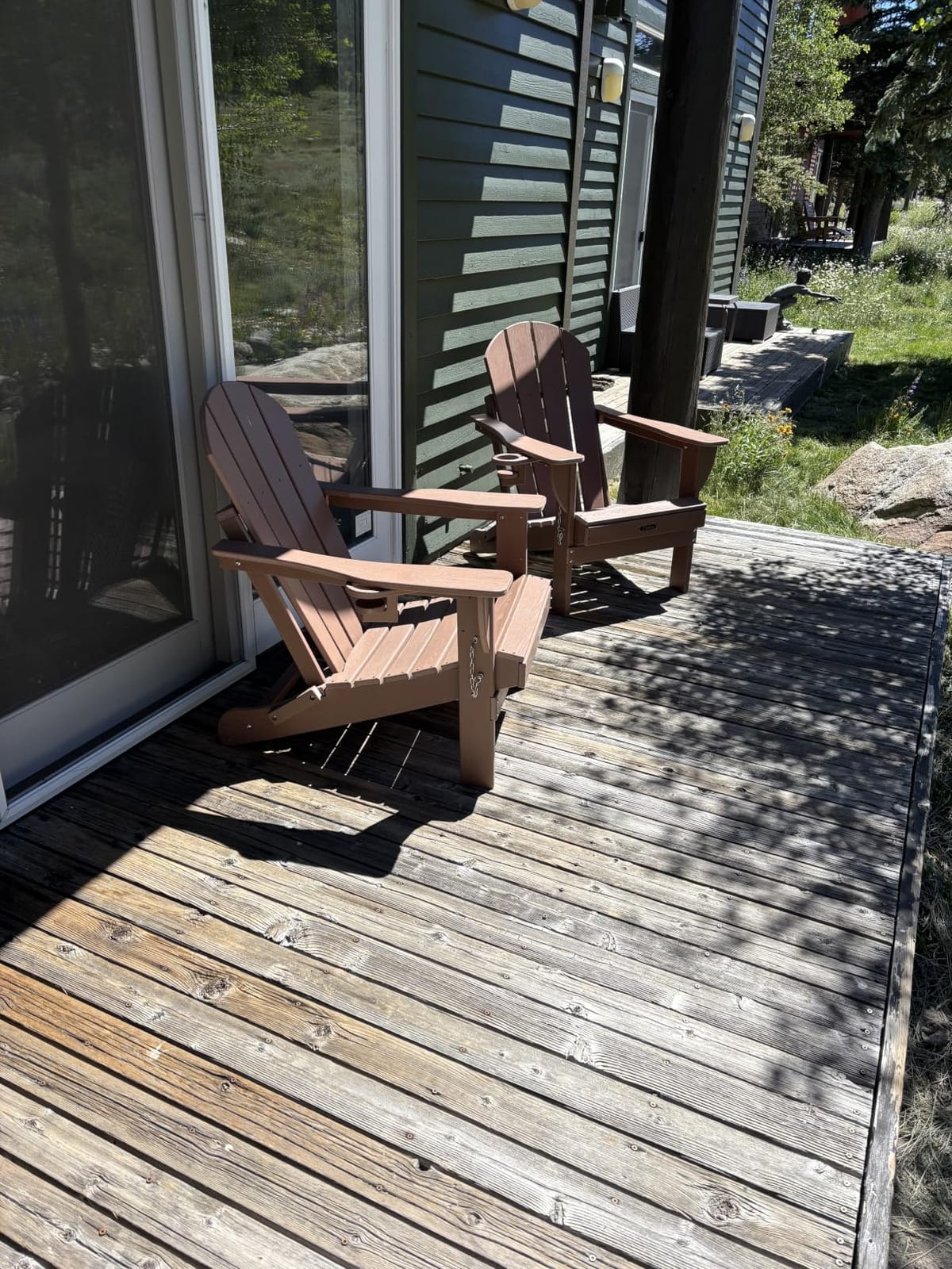 Ciokea Folding Adirondack Chair Wood Texture for Patio, Weather Resistant, Plastic Fire Pit Chair with Cup Holder, Lawn Chair for Outdoor Porch Garden Backyard Deck (Black) customer photo 1