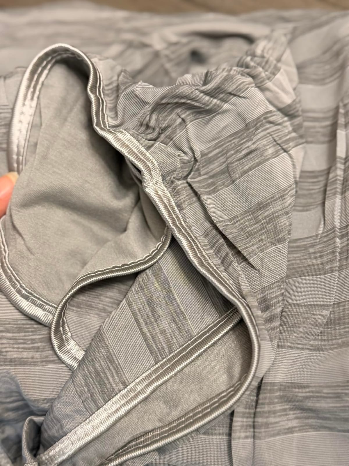 Guohaoi Cooling Blanket for Hot Sleepers and Night Sweats 90