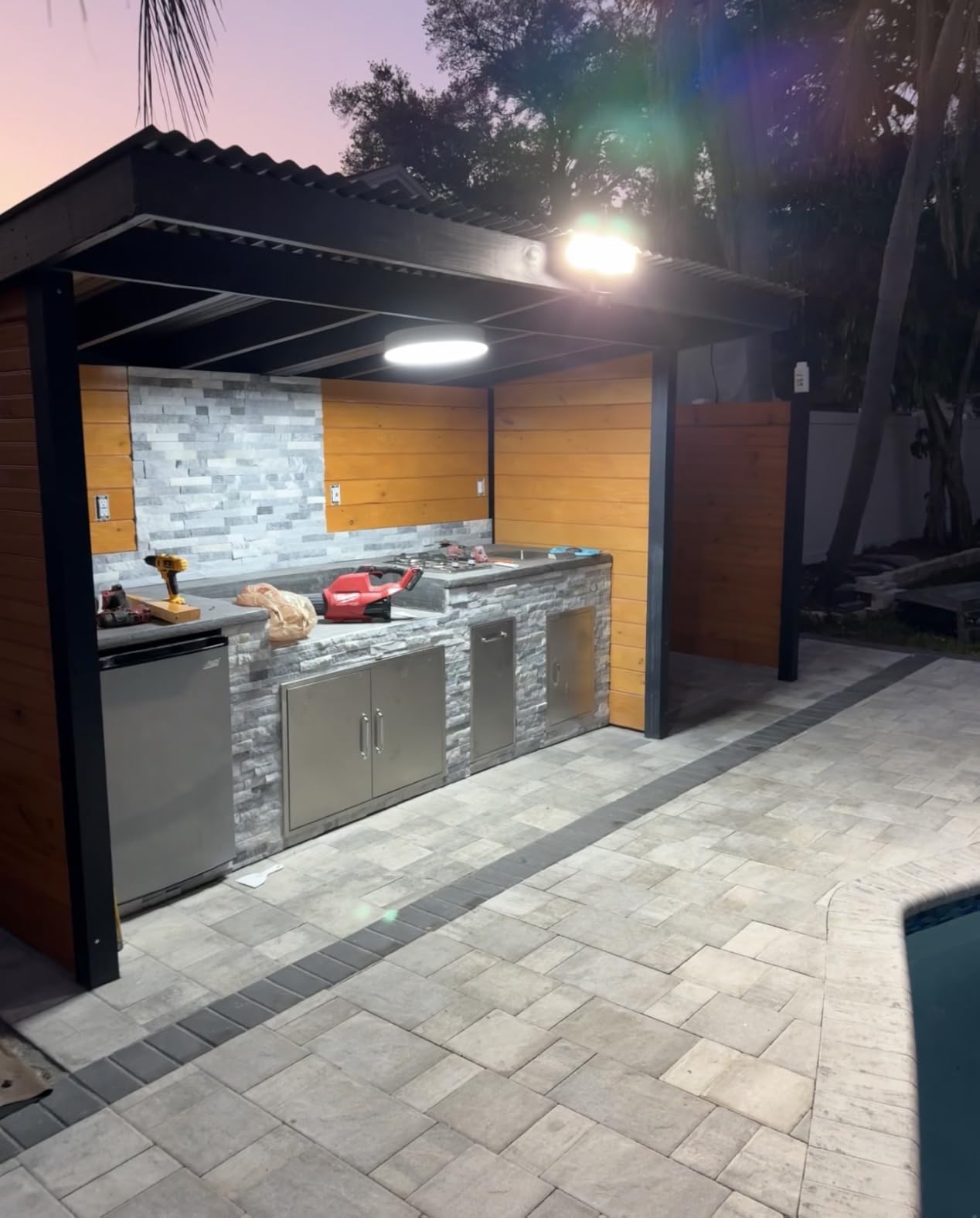 LUTEC 72W 7500LM LED Security Lights Motion Sensor Light Outdoor, 5000K Daylight, IP65 Waterproof, Dusk to Dawn, 3-Head Motion Detected Flood Light for Garage, Yard, Porch(Black) customer photo 1