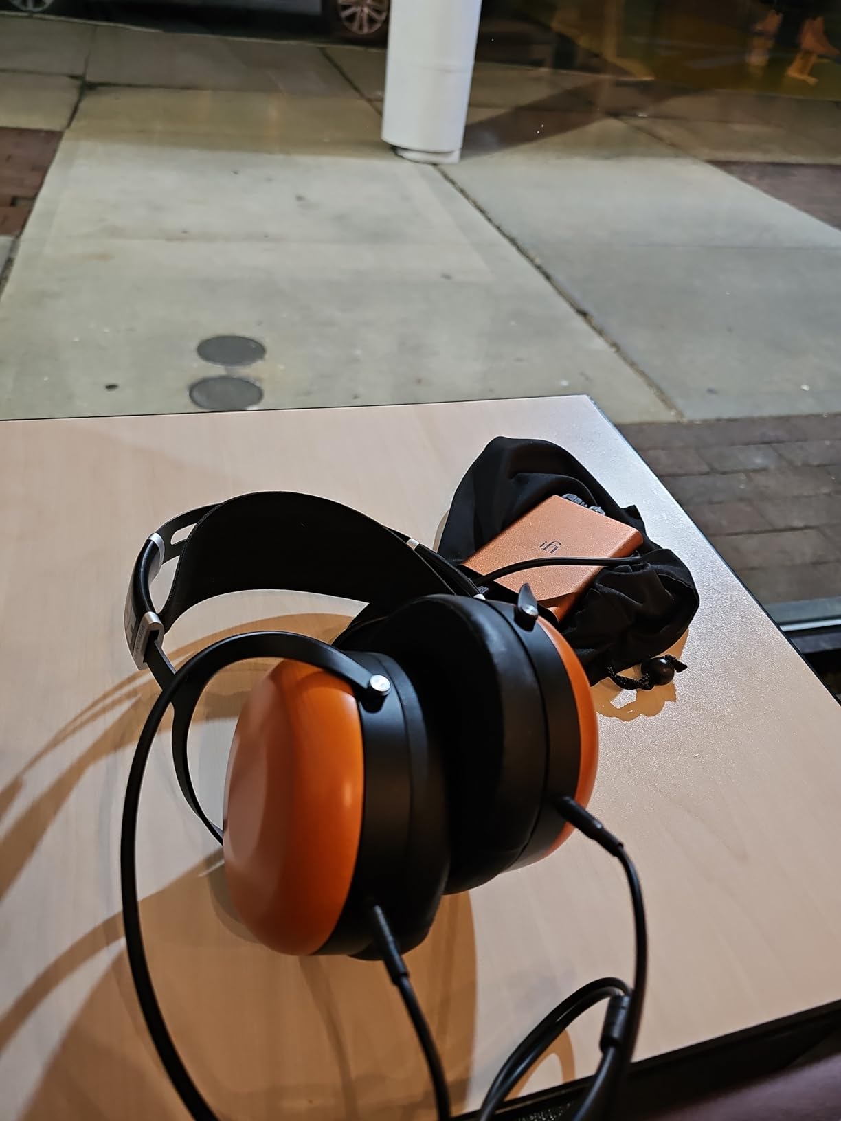 HIFIMAN SUNDARA Closed-Back Over-Ear Planar Magnetic Wired Hi-Fi Headphones with Stealth Magnet Design, Detachable Cable, Wood Ear Cups for Home, Studio, Recording customer photo 1