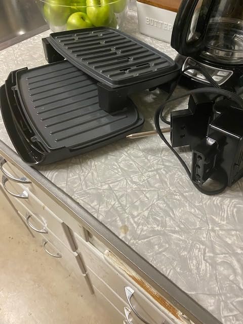 GEORGE FOREMAN® Contact Submersible™ Grill, 5-Serving Grill - Adjustable Temperature Control, Black Plates, Wash the entire grill customer photo 2