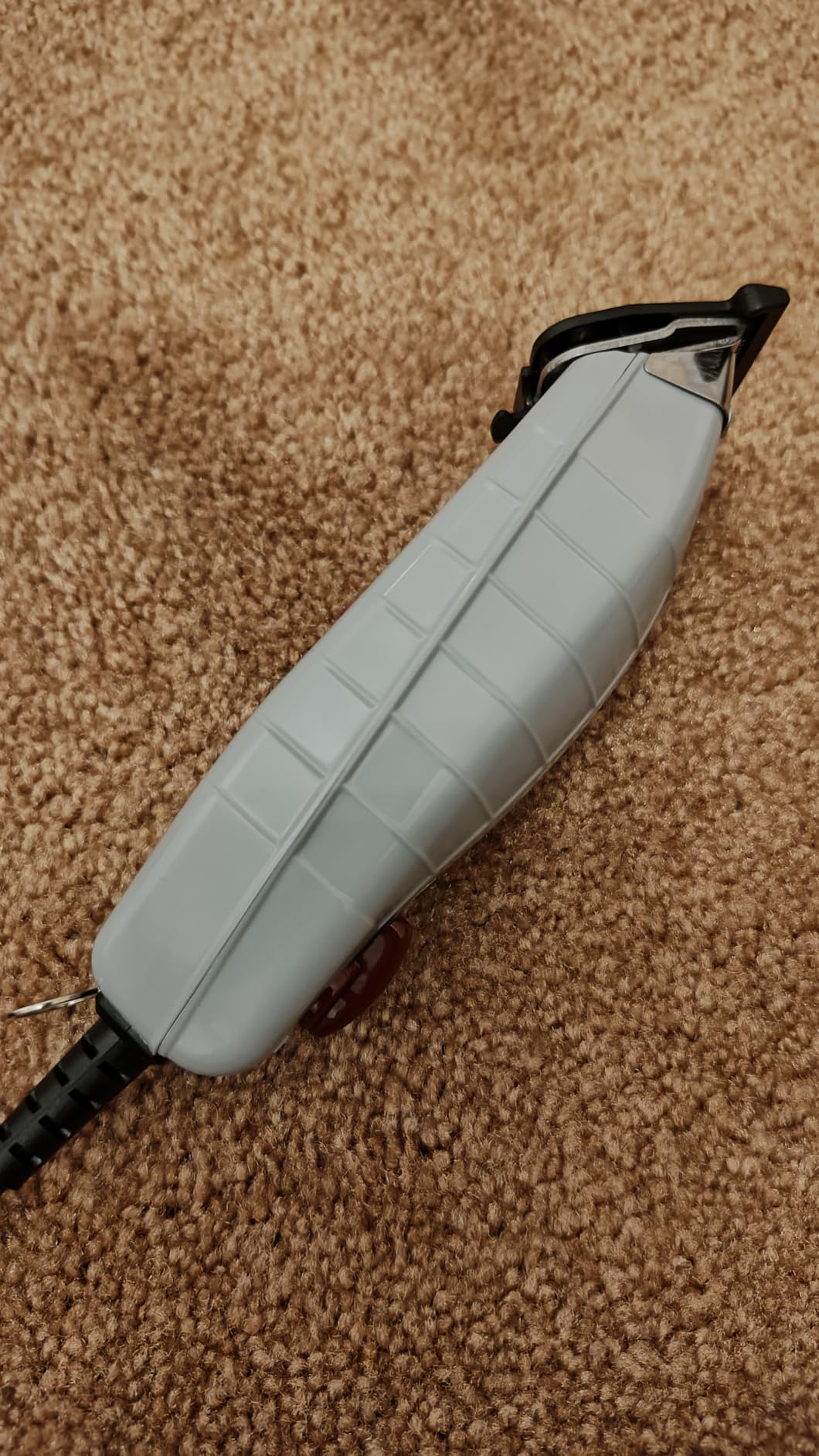 Andis 04685 Professional Outliner ll Square Blade Beard Trimmer - Blade Zero Gapper, Carbon Steel Blade - Grey customer photo 1