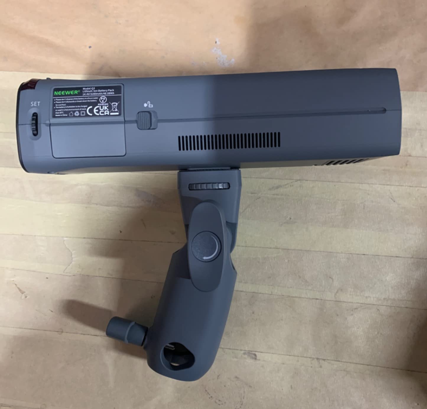 NEEWER Q3 200Ws 2.4G TTL Flash (2nd Version), 1/8000 HSS Strobe Light Photography Monolight with QPRO-C Trigger Compatible with Canon, Diffuser/3200mAh Battery/500 Full Power Pops/Recycle in 0.01-1.8s customer photo 1