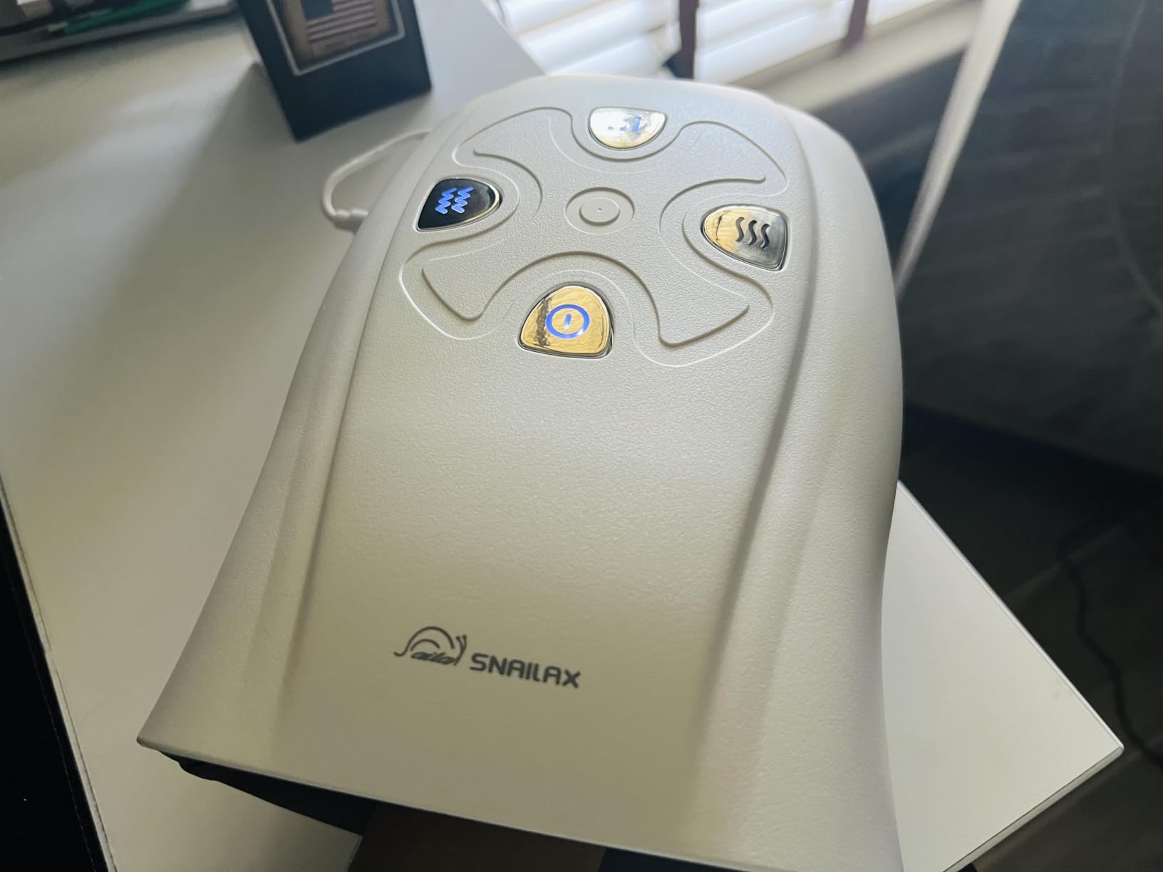 Snailax Cordless Hand Massager with Heat and Compression, FSA Eligible customer photo 2