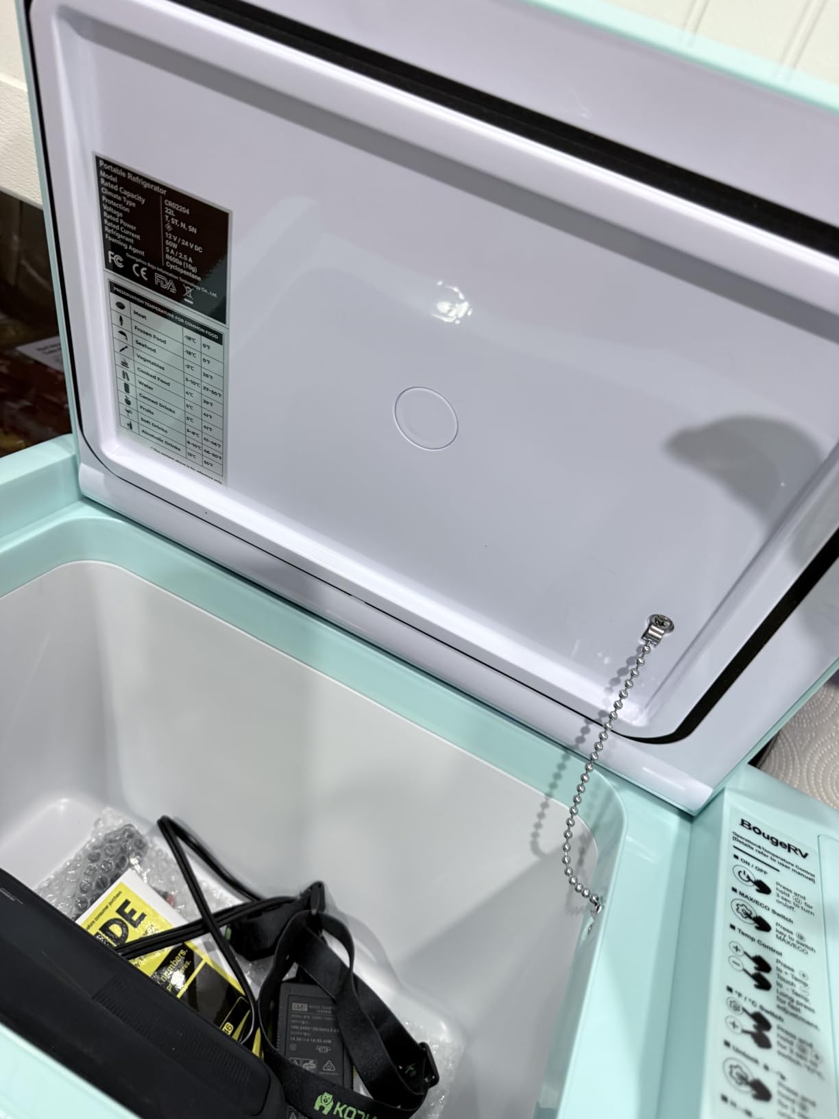 BougeRV 12v refrigerator 23 Quart, -8℉~50℉ Portable Freezer for Car, Black customer photo 2