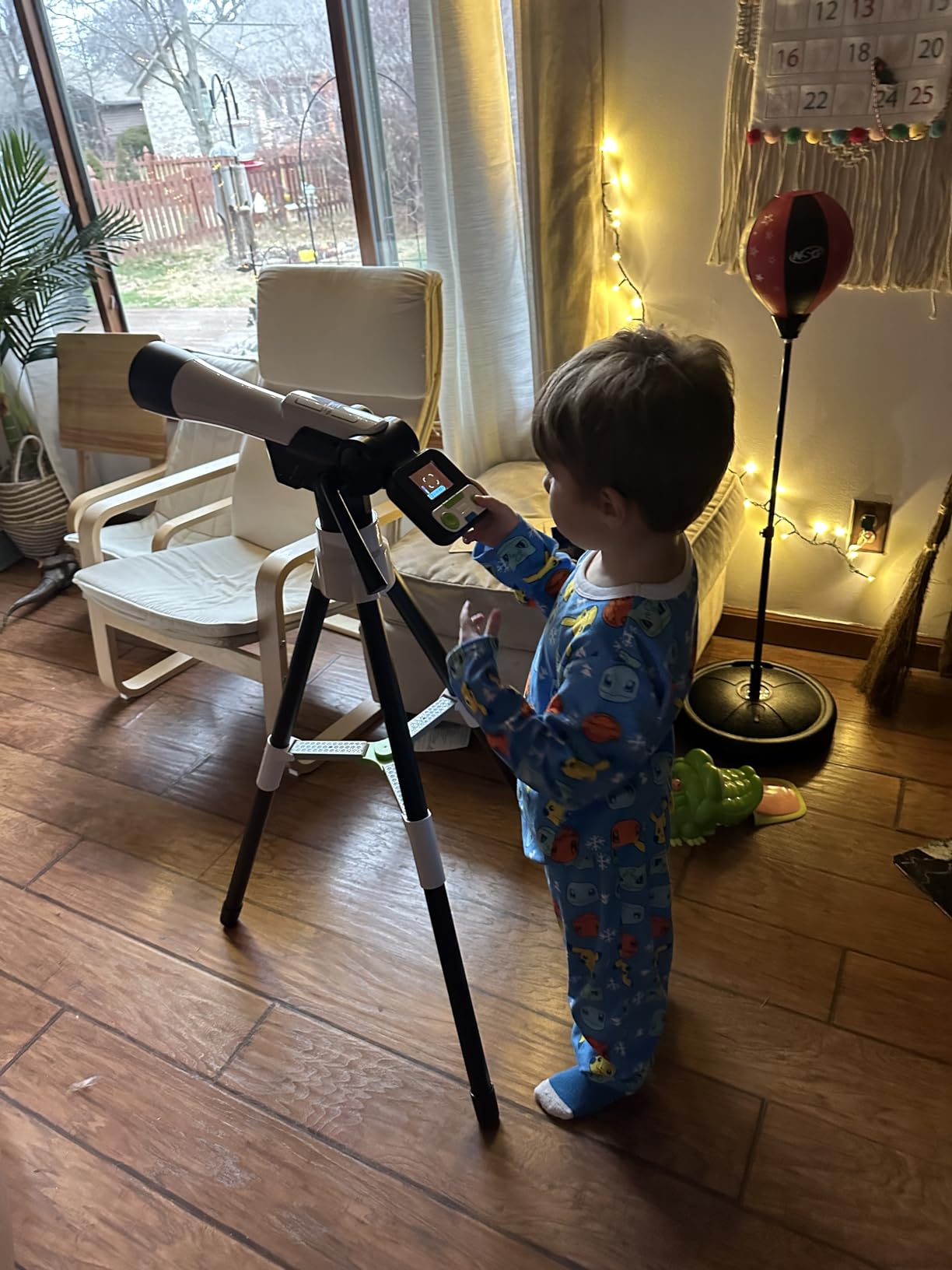 LeapFrog Magic Adventures Telescope customer photo 2