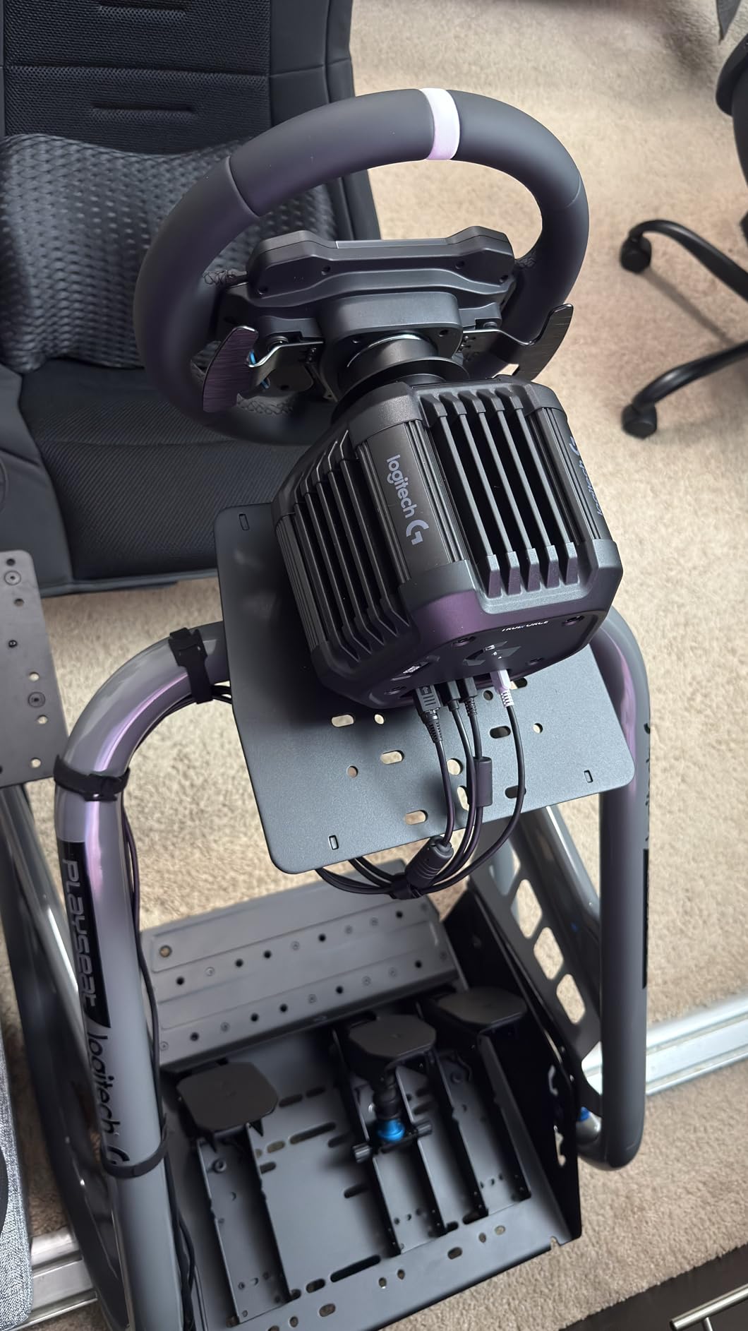 Playseat Trophy - Logitech G Edition Sim Racing Cockpit | Fully Adjustable | Direct Drive Support | Lightweight & Robust | Absolute Comfort ActiFit customer photo 1