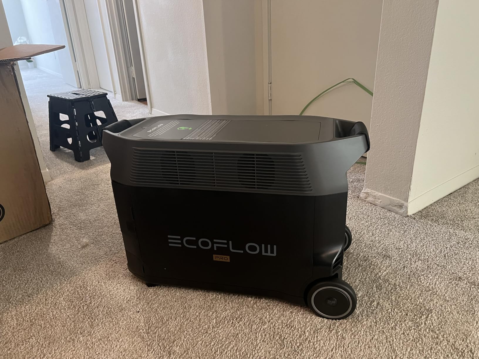 EF ECOFLOW Portable Power Station 3600Wh DELTA Pro, 120V 3600W AC Output customer photo 1