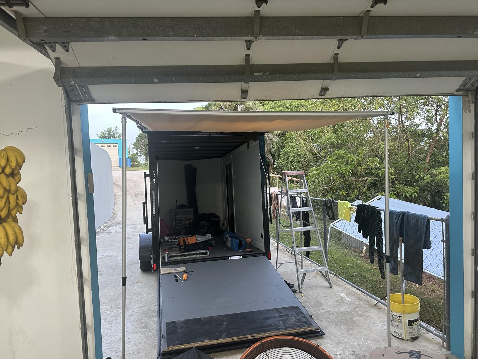 SAMOUT Vehicle Awning, 6.6ft x 8.2ft, Rooftop Pullout Ripstop UPF50+ Side Awning, Reinforced Hinges & Poles for Jeep/SUV/Truck/Van customer photo 2