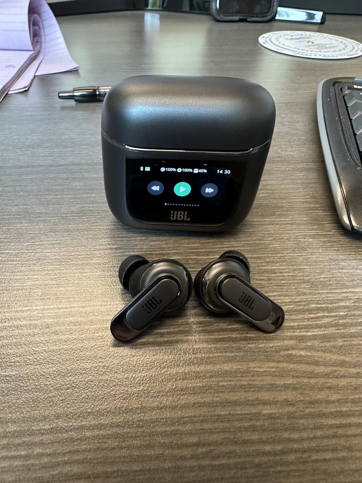 JBL Tour Pro 2 - Noise Cancelling Earbuds - Black customer photo 1