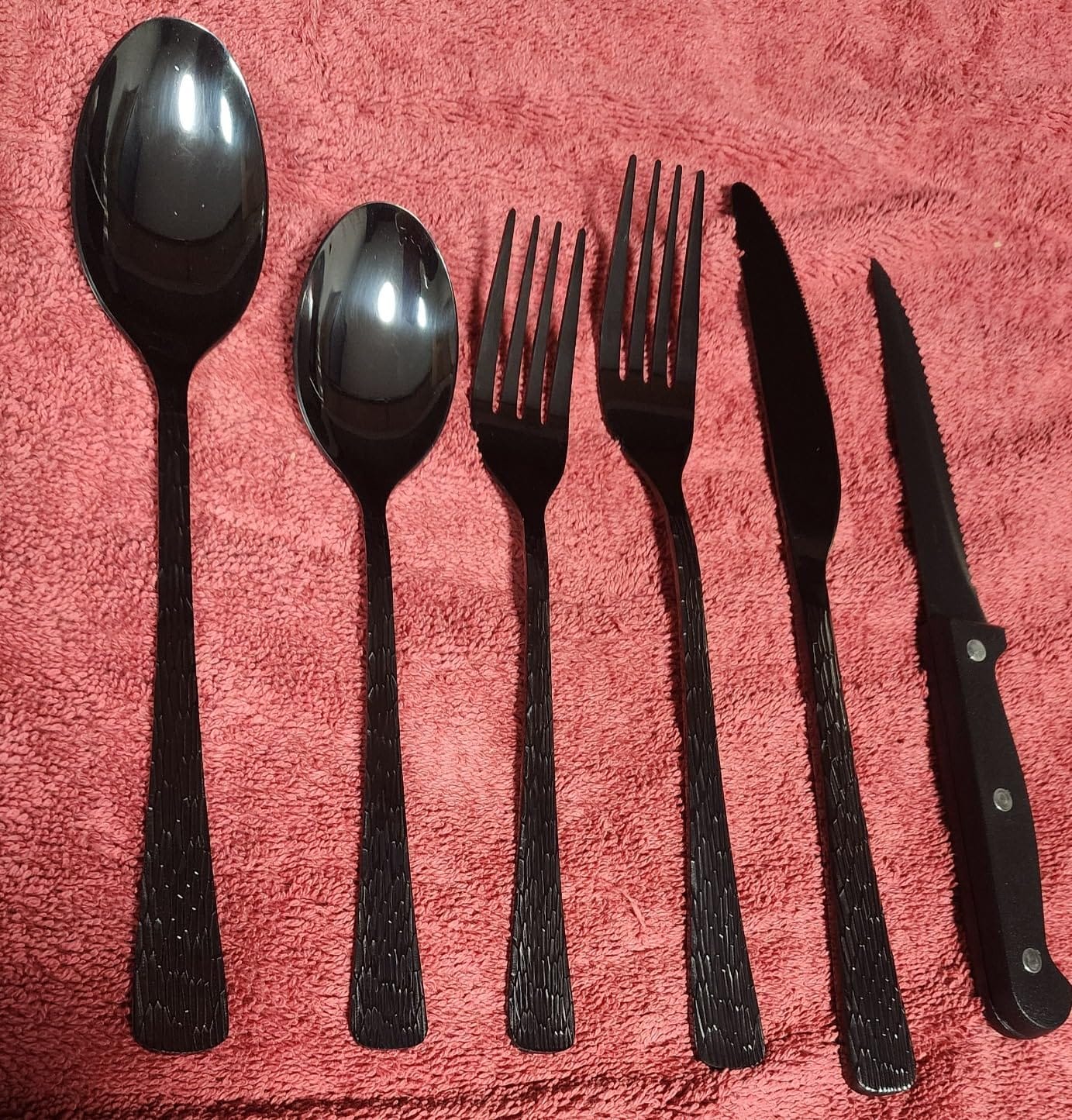 49-Piece Silverware Set with Organizer, Heavy Duty Stainless Steel Flatware Set for 8, Cutlery Utensil Sets with Steak Knives, Rust-proof, Mirror Polished, Dishwasher Safe, Heavy Duty customer photo 1