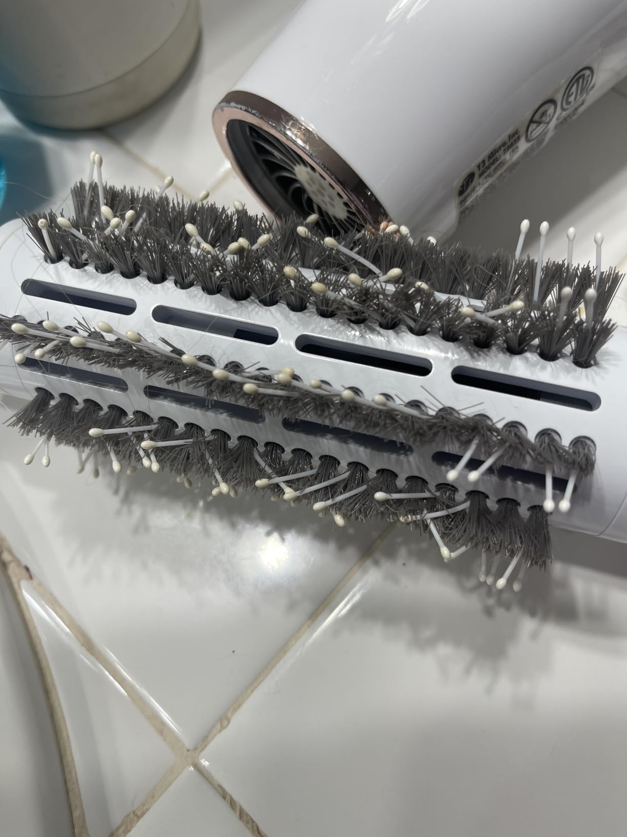 T3 AireBrush One Step Smoothing and Volumizing Hair Blow Dryer Brush, for Fast Drying and Styling with Multiple Heat and Speed Settings, Ceramic and Cool Shot customer photo 1