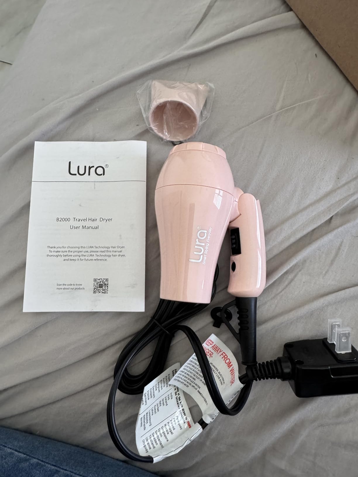 Foldable Travel Hair Dreyr Mini:Dual Voltage Small Lightweight Blow Dryer for International Travel,1200w Compact Hairdryer with Concentrator and Travel Bag(Light Pink) customer photo 1