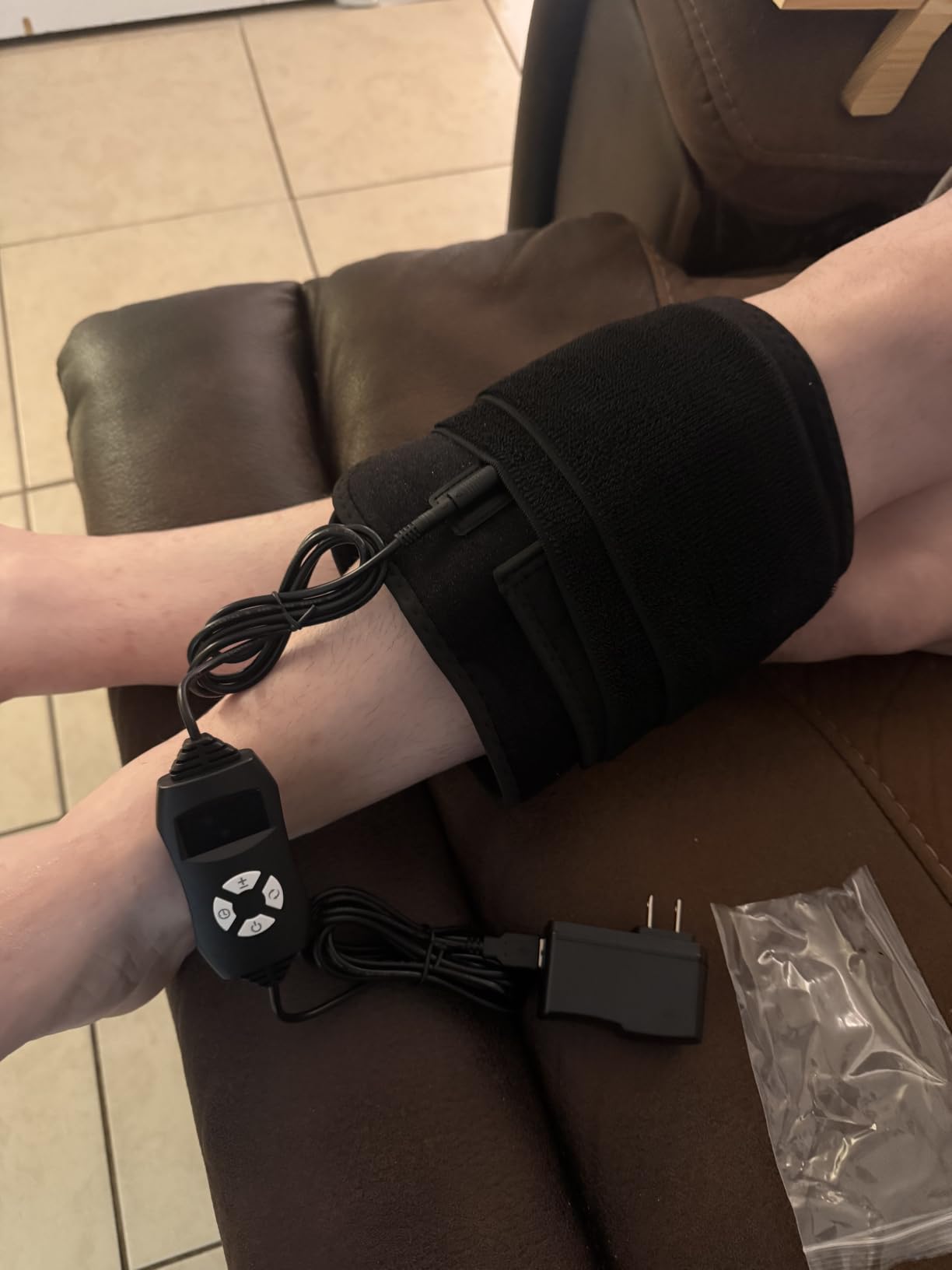 bonodave Red Light Therapy Pad for Body Back Knee Shoulder Hands Feet 660nm 850nm Home Use 3 Chips in 1 Infrared Wrap Belt Gift for Women Men (Corded) customer photo 2