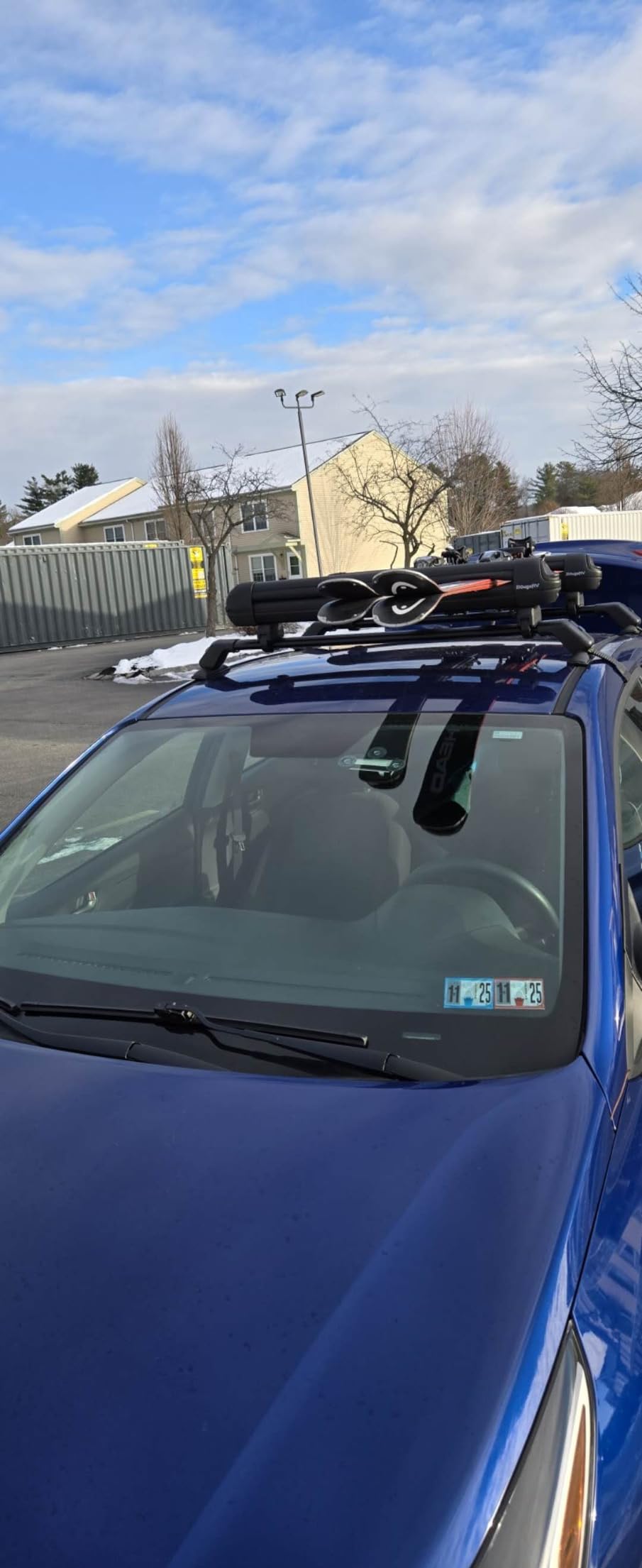 BougeRV Lockable Ski & Snowboard Racks, Extension with Sliding Feature, 28'' Fits 6 Pairs Skis or 4 Snowboards, Crab Mounting System Fits for Square/Aero/Oval Cross Bars customer photo 1