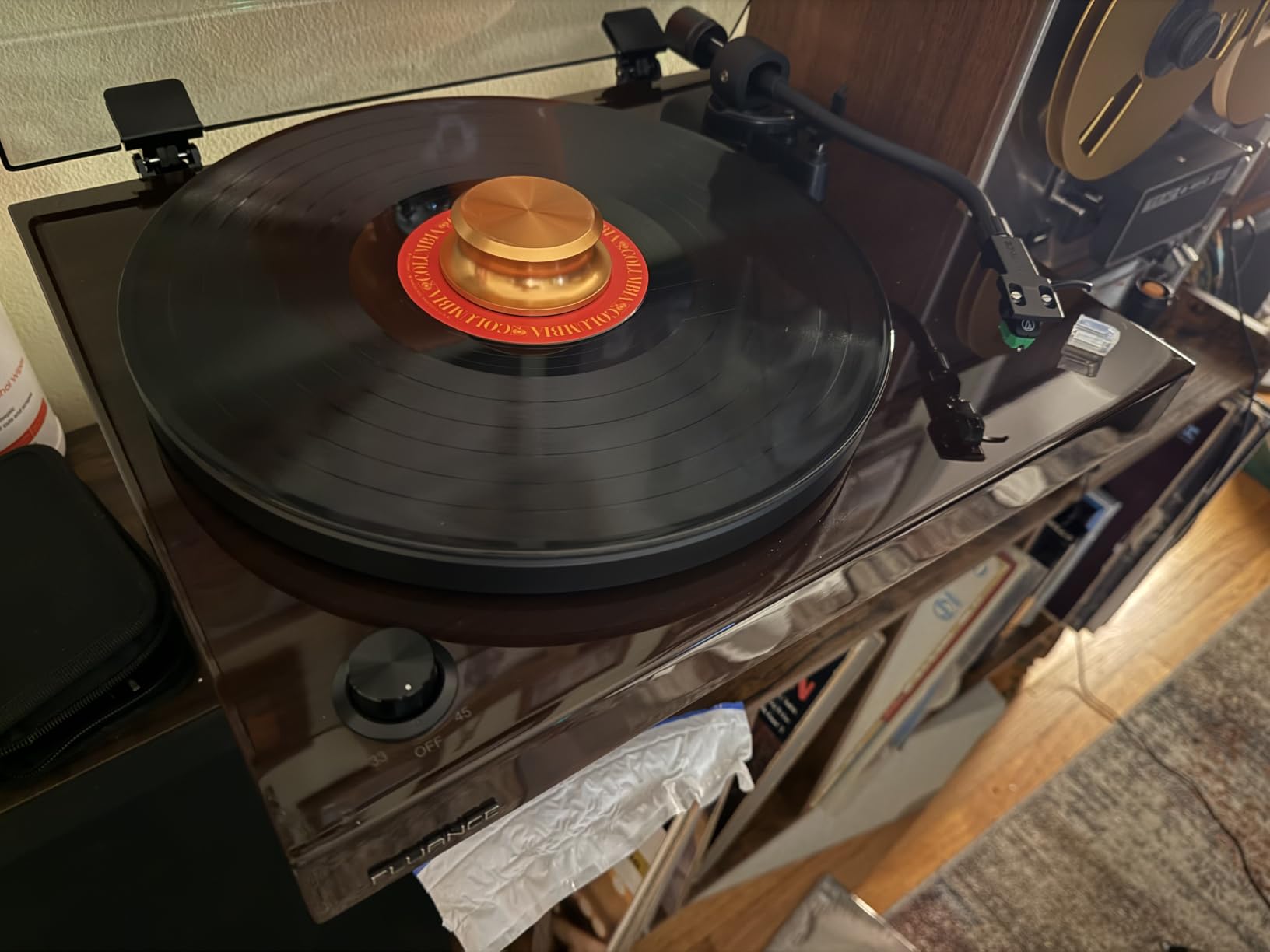 Fluance RT81+ Elite High Fidelity Vinyl Turntable Record Player, Audio Technica VM95E Cartridge, Anti-Resonant Platter, Acrylic Mat, Phono Preamp Wood Plinth Adjustable Isolation Feet - Natural Walnut customer photo 2