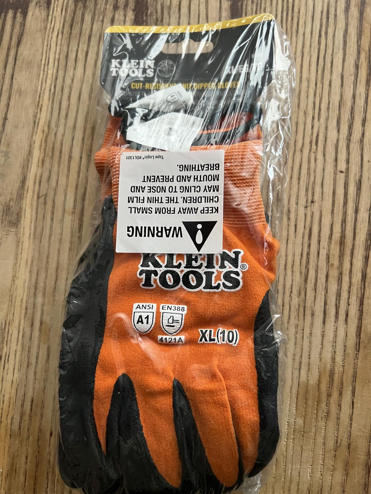 KLEIN TOOLS 60582 Work Gloves, Knit Dipped Cut Resistant ANSI A1 Nitrile Coated Gloves, Nylon-Spandex, Touchscreen Capable, X-Large, 2-Pair customer photo 1
