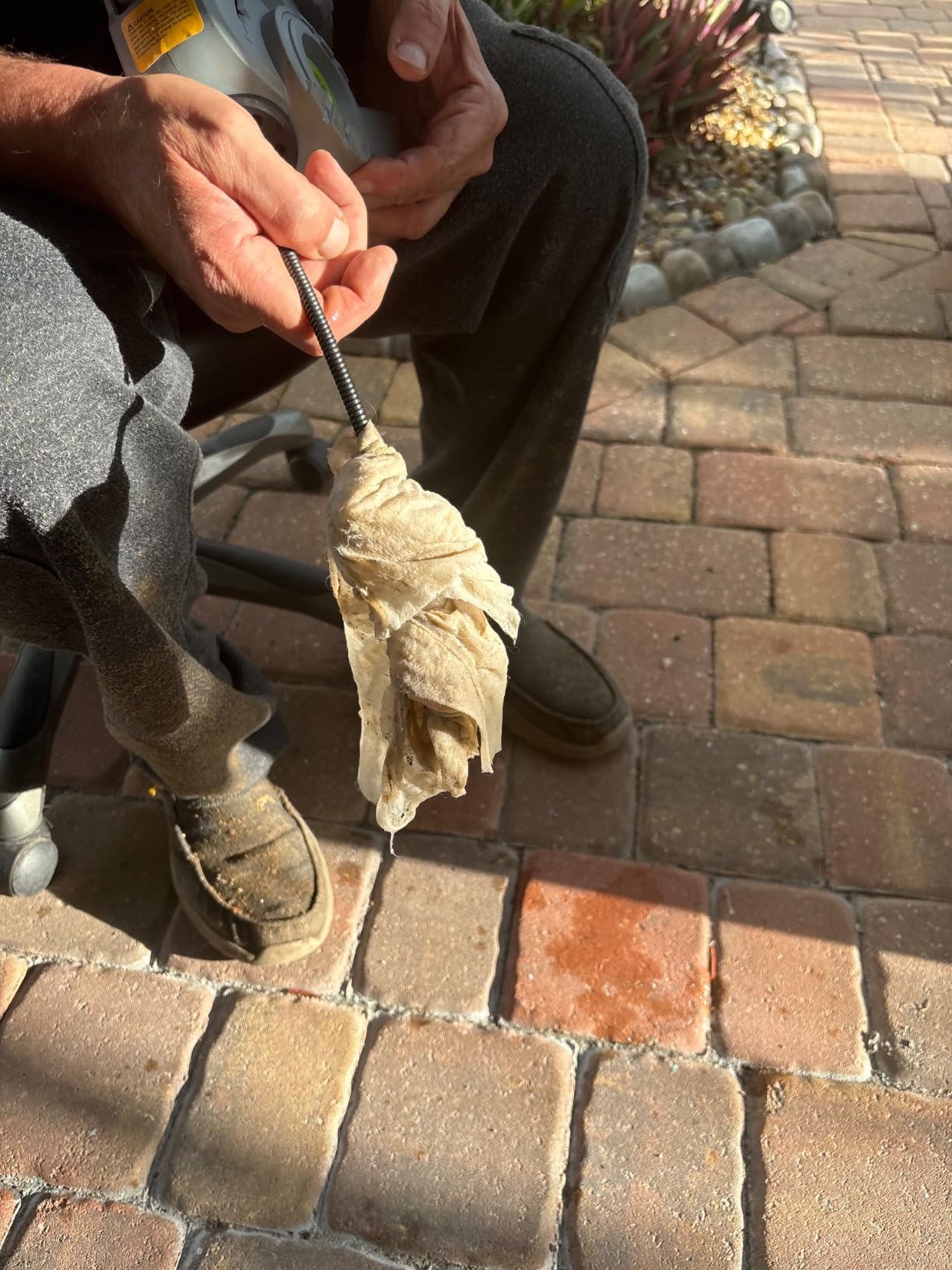 WORKPRO 20V Cordless Electric Drain Auger, 25-Ft Drain Snake, 2.0Ah Battery customer photo 2