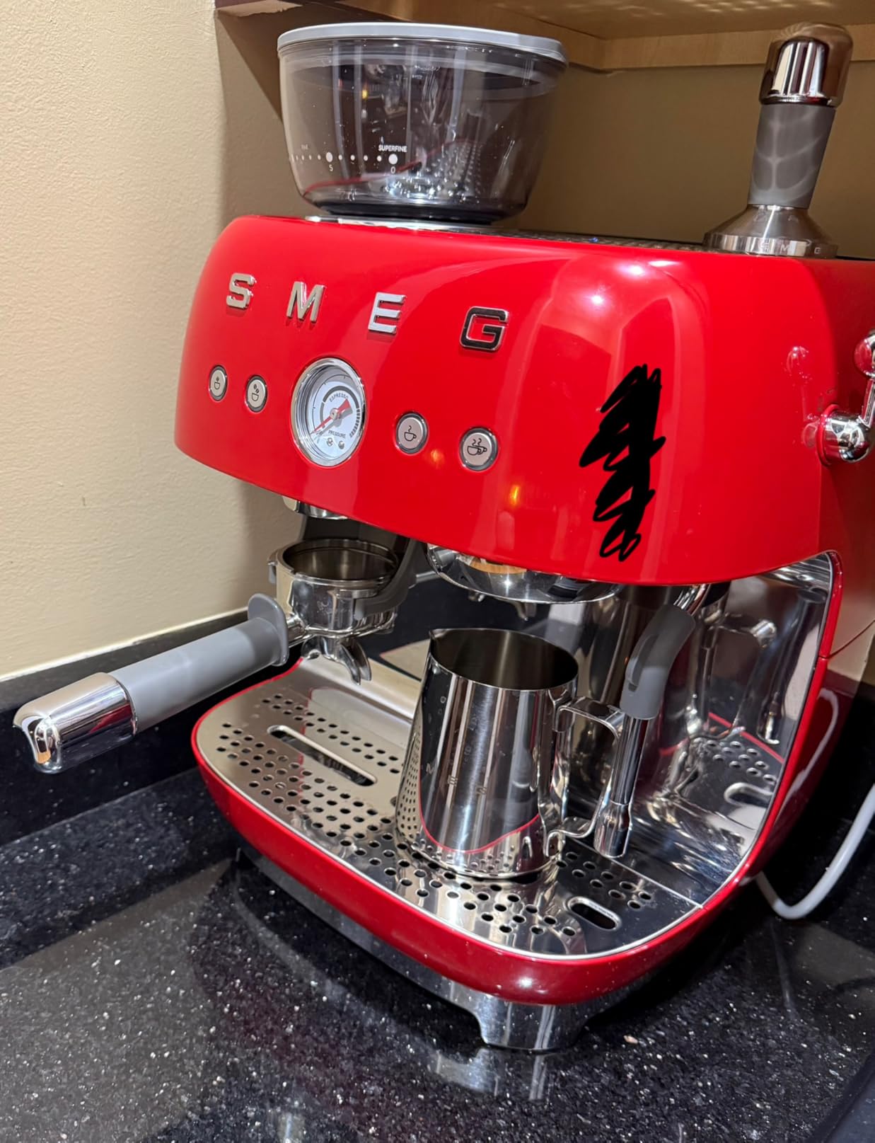 Smeg EGF03 Semi-Automatic Espresso Machine with Built-In Grinder, Dual Thermoblock, 50’s Retro Style – Cream (120 V) customer photo 1