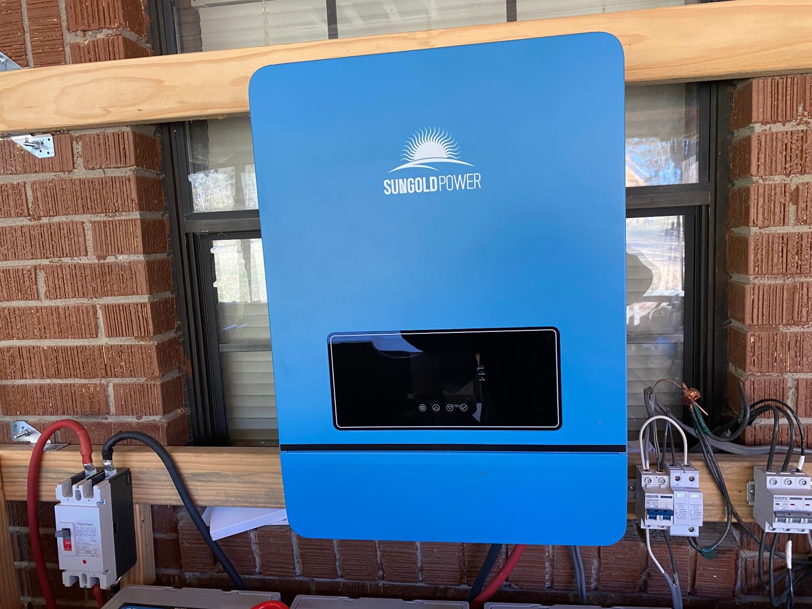 SUNGOLDPOWER 10000W 48V Solar Inverter, Split Phase Built-in 2 MPPTs, Max 200A Battery Charging, AC Input/Output 120V/240V(settable),Pure Sine Wave Inverter(BMS COMM) UL1741 SPH10048P customer photo 1