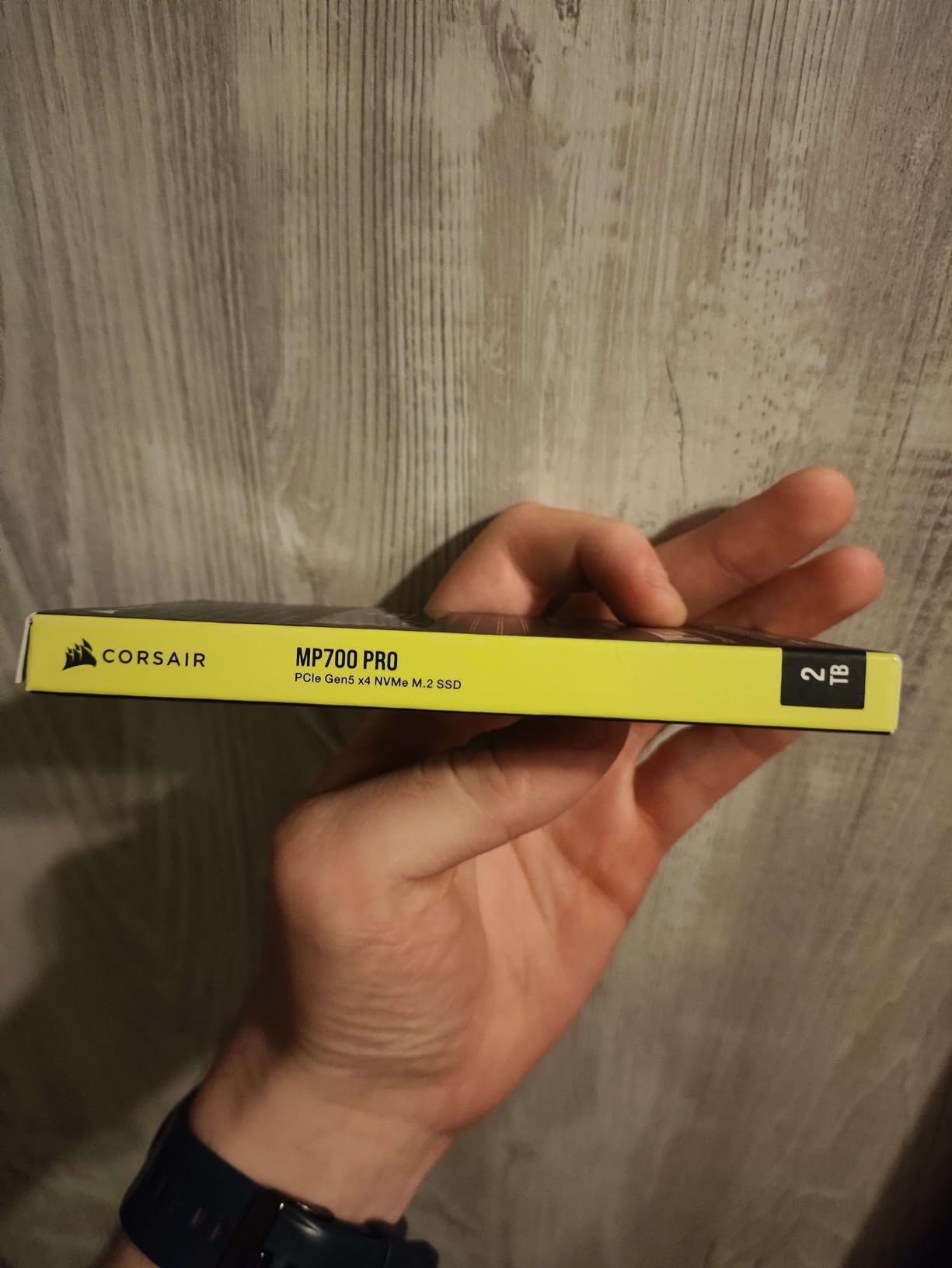Corsair MP700 PRO 1TB M.2 PCIe Gen5 x4 NVMe 2.0 SSD – M.2 2280 – Up to 11,700MB/sec Sequential Read – High-Density TLC NAND – Black customer photo 1