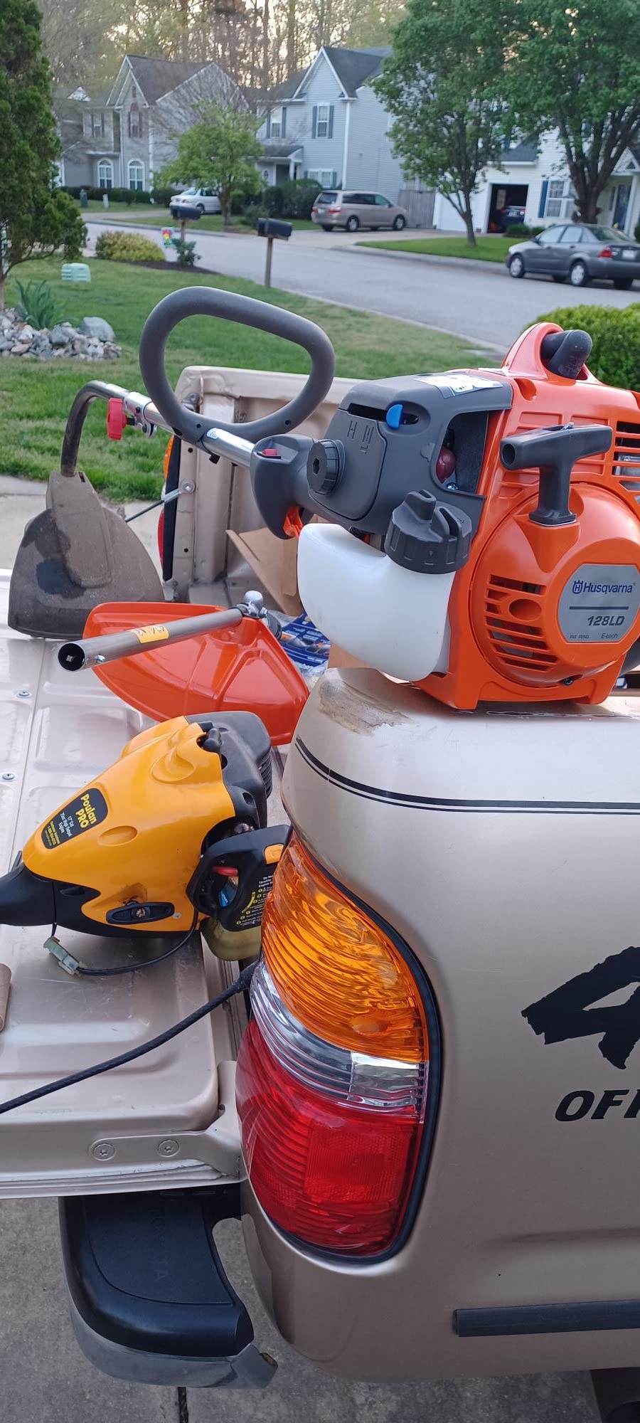 Husqvarna 130L Gas String Trimmer, 28-cc 2-Cycle, 18-Inch Straight Shaft Gas Weed Wacker with Rapid Replace Trimmer Head for Seamless String Reloading, Gifts for Men, 970514405 customer photo 2