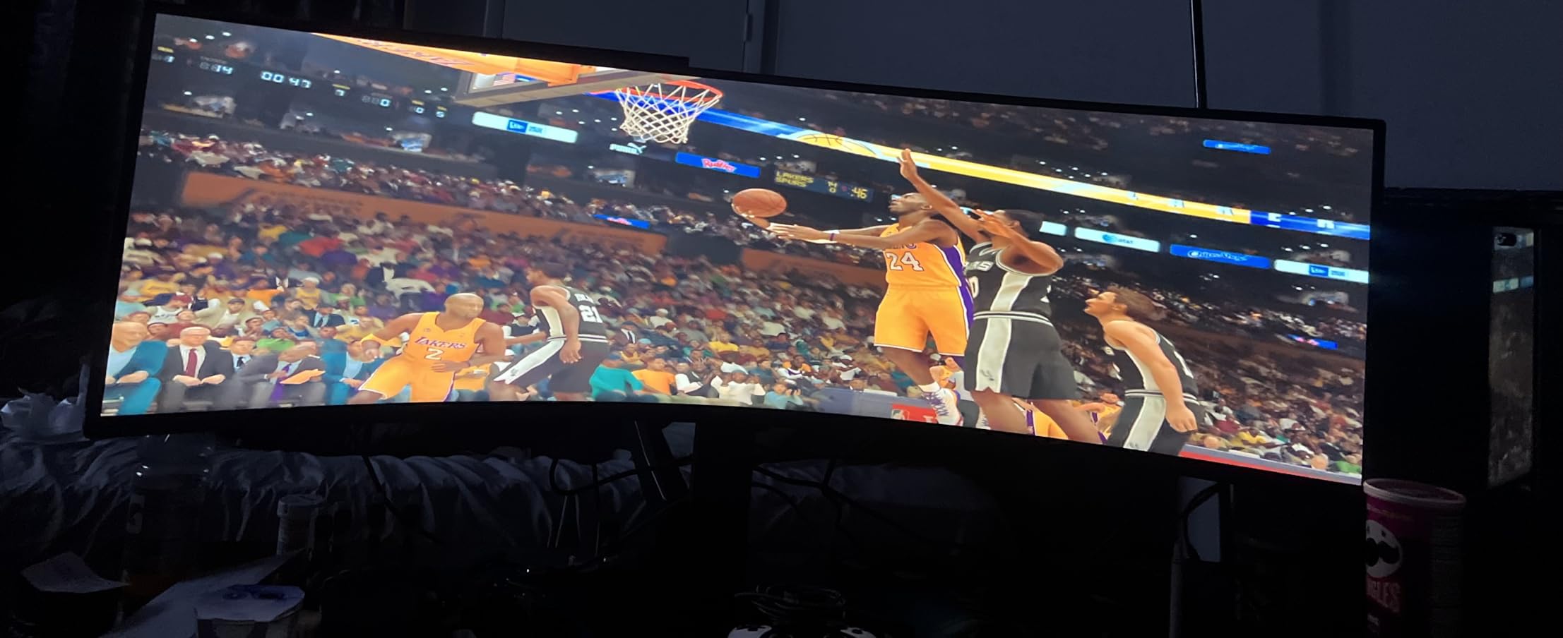 Samsung 49” Odyssey G9 Series DQHD 1000R Curved Gaming Monitor, 1ms(GtG), VESA DisplayHDR 1000, 240Hz, AMD FreeSync Premium Pro, Height Adjustable Stand, Ultrawide Screen, LS49CG954ENXZA, 2024 customer photo 2