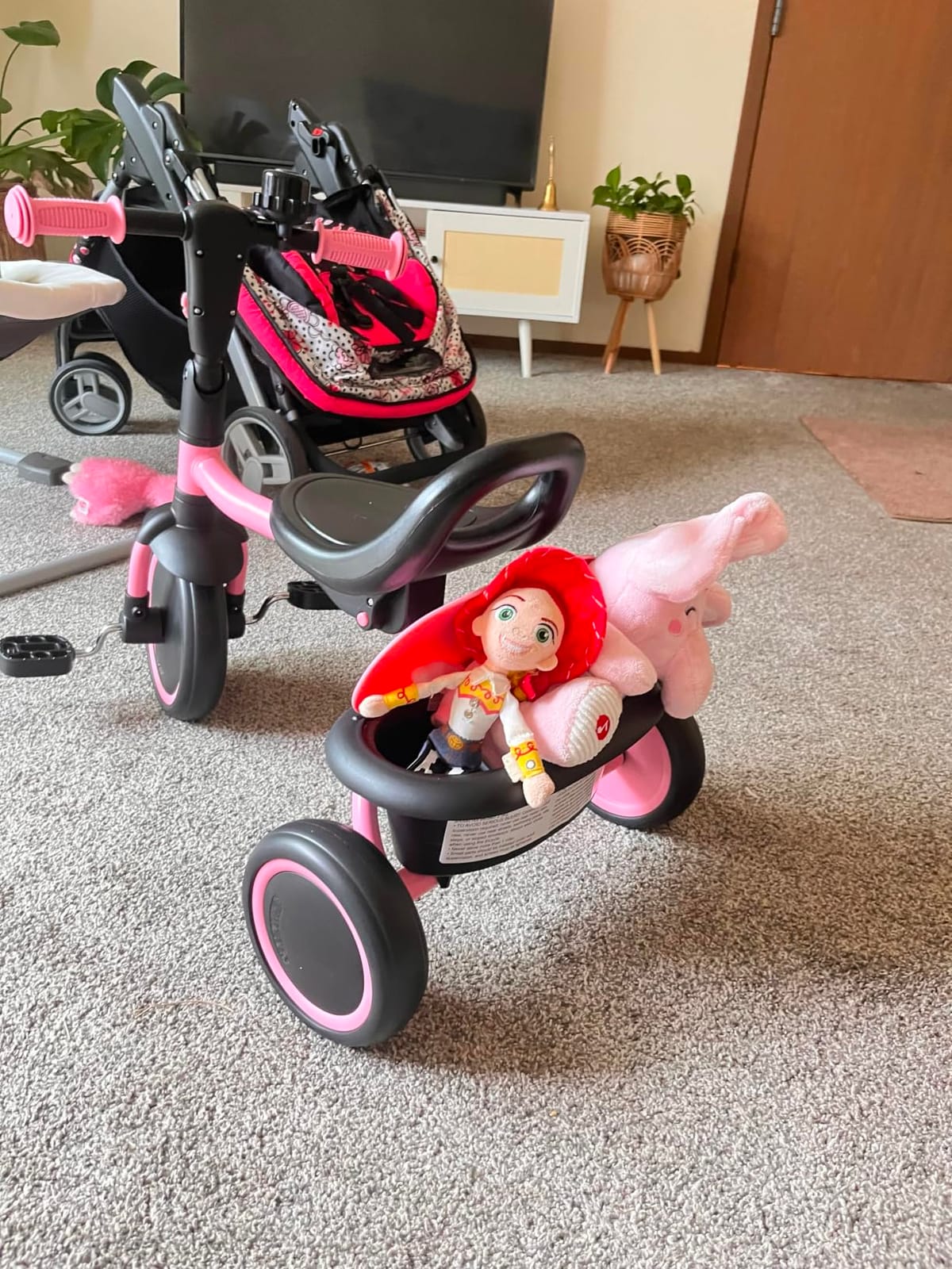 besrey Toddler Tricycle with Bell, for Ages 18 Months to 5 Years customer photo 1