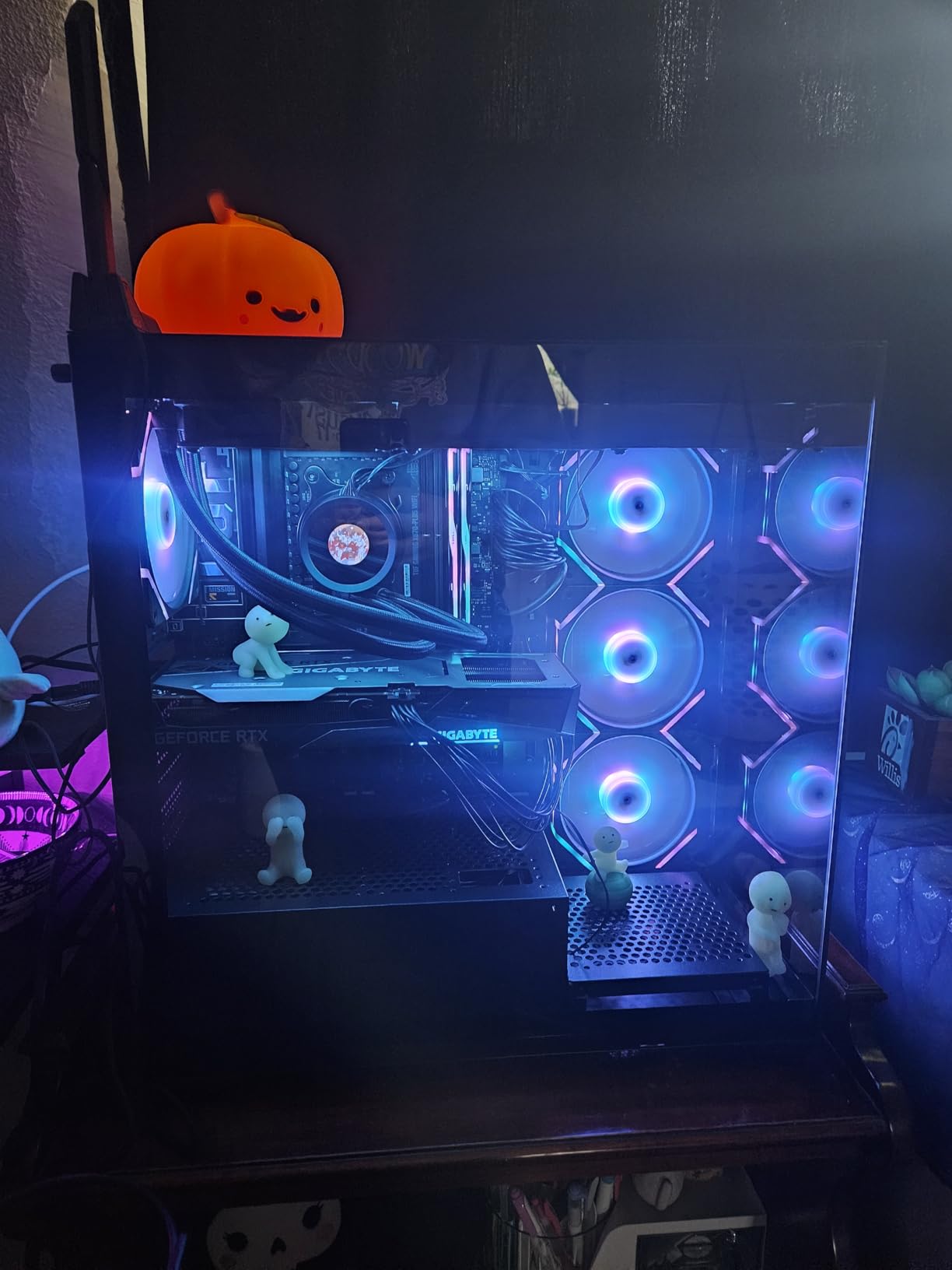 darkFlash ATX Mid-Tower PC Case, Pre-Install 4 PWM ARGB Fans Computer Case, Full View Dual Tempered Glass Gaming PC Case, Type C Port, Supports up to 360mm Water Cooling Radiator, Black(DS900) customer photo 1