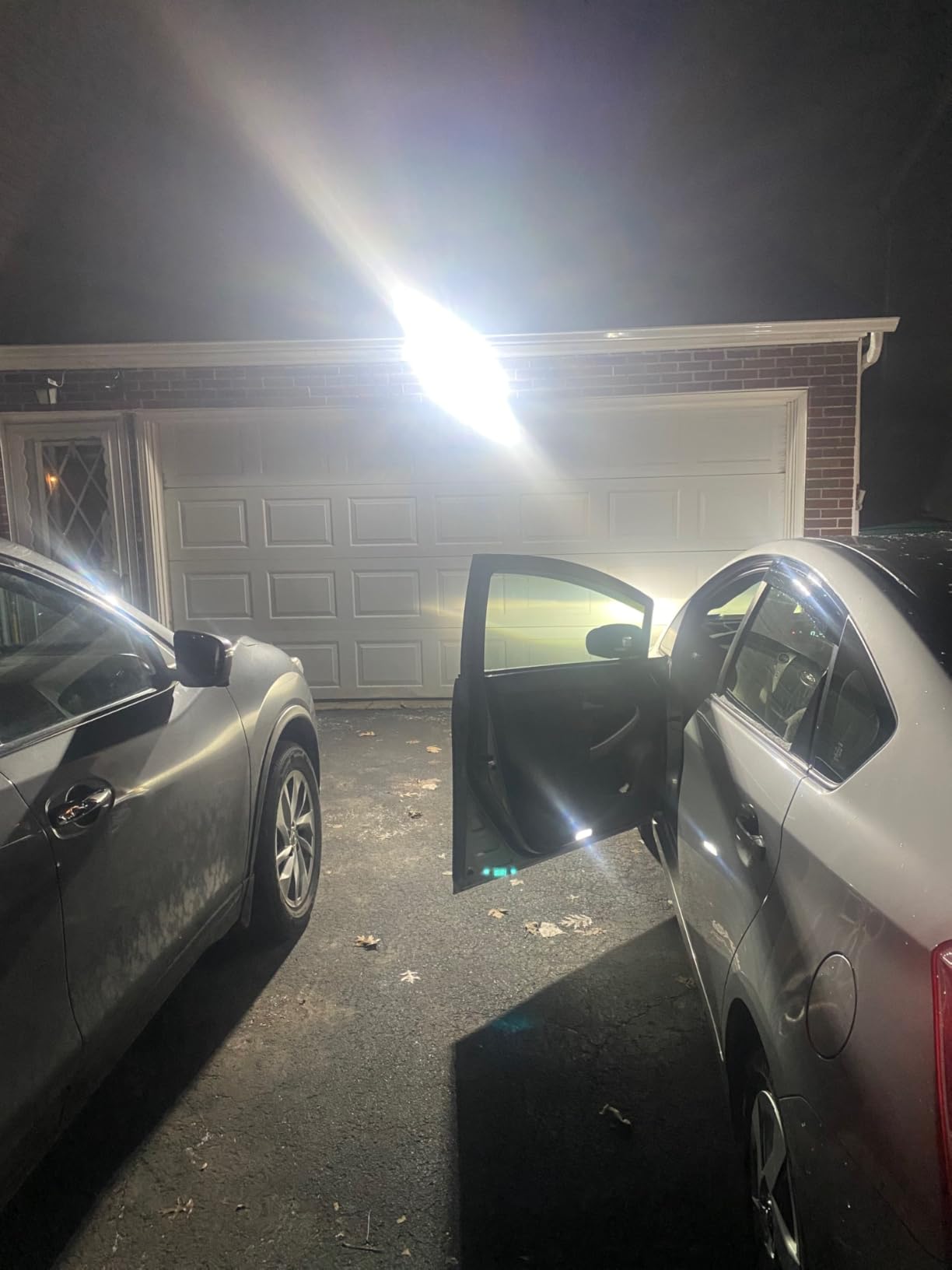 Abovizo 85W LED Security Lights Motion Sensor Light Outdoor, 8500LM Dusk to Dawn, IP65 Waterproof, 6500K, 3 Head Motion Detected Flood Light, Floodlight for Outside, Garage, Yard, Porch (White) customer photo 1