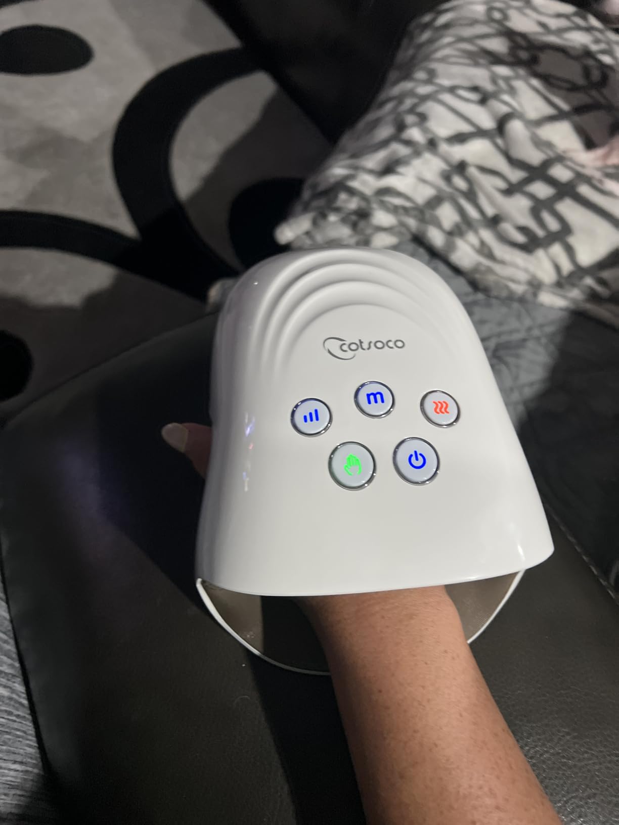 cotsoco Upgraded Hand Massager, Cordless Hand Massager with Heat & Compression for Arthritis and Carpal Tunnel, Relaxation at Home, Office, Outdoors, Gift for Men and Mom customer photo 2
