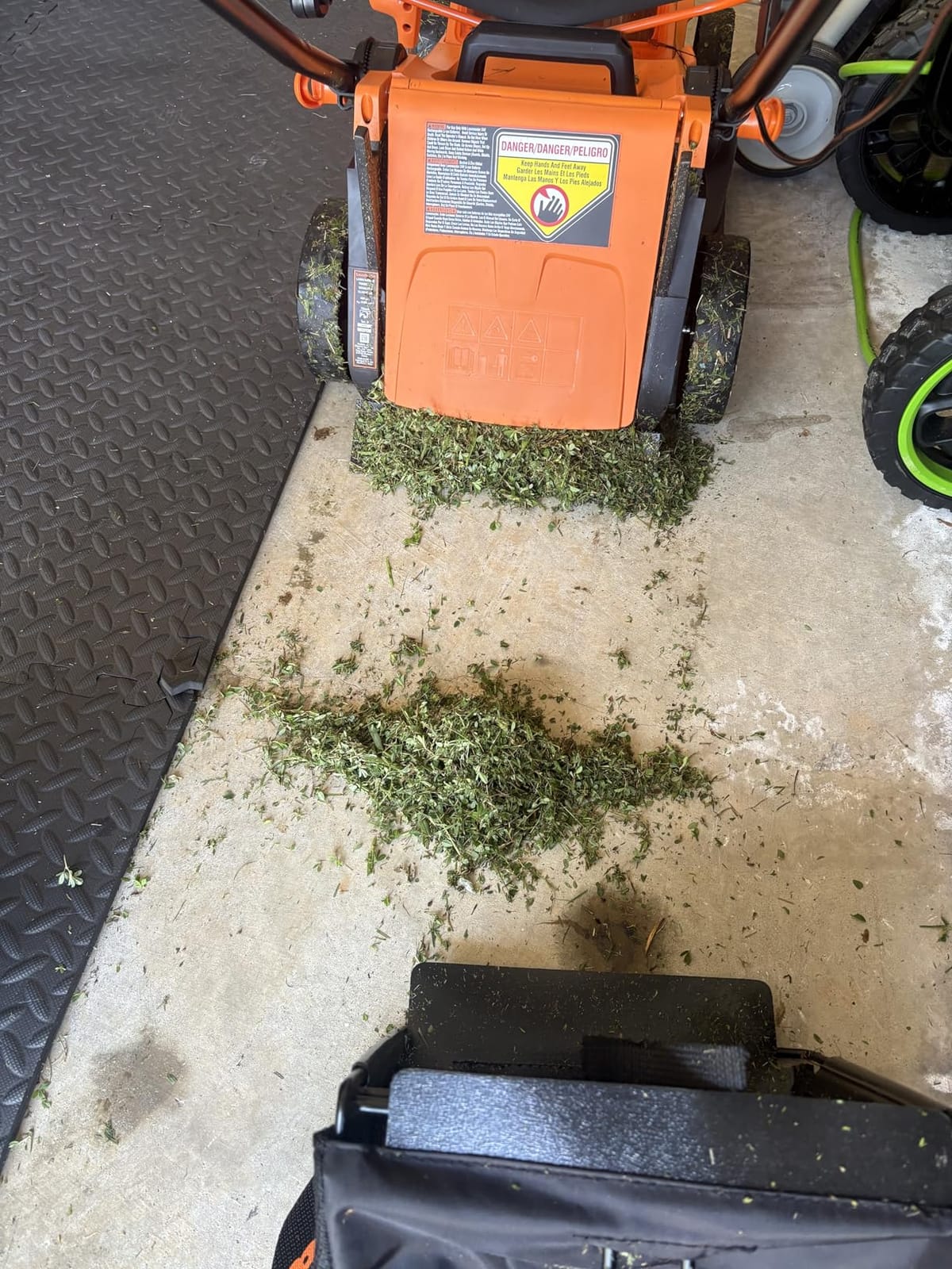 LawnMaster 48V MAX 19-inch Brushless Cordless Lawn Mower, CLMF4819X customer photo 1