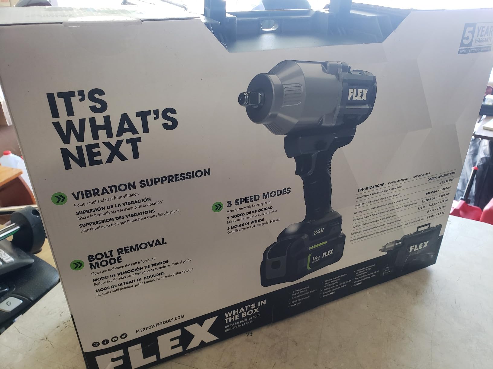 FLEX 24V Brushless Cordless 1/2-Inch 1,150 Ft-Lbs High Torque Impact Wrench Kit with 5.0Ah Lithium Battery and 160W Fast Charger - FX1471-1C customer photo 2