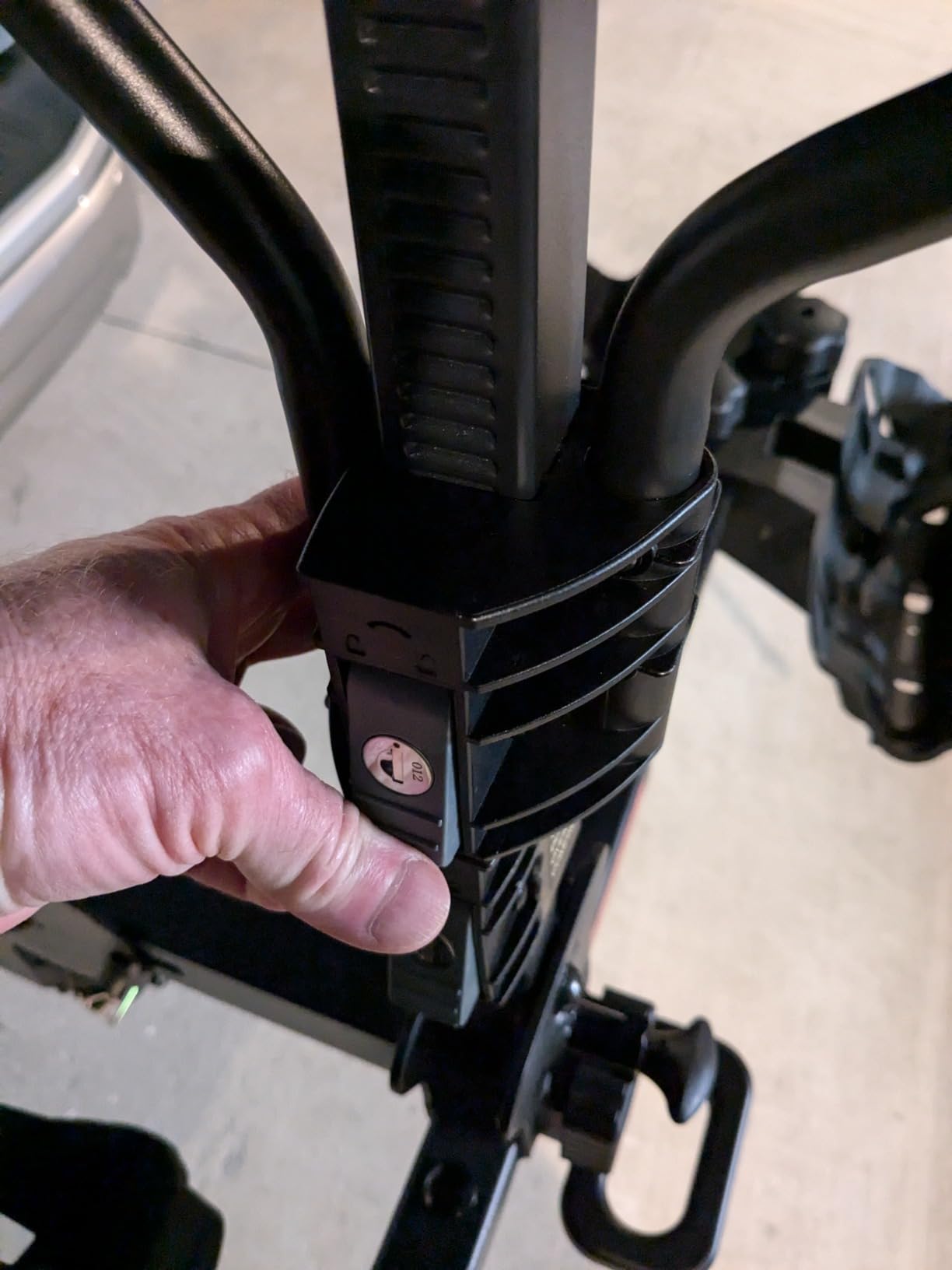 Bike Rack for E-Bikes, Foldable 2-Bike Platform Hitch Mount Carrier customer photo 1